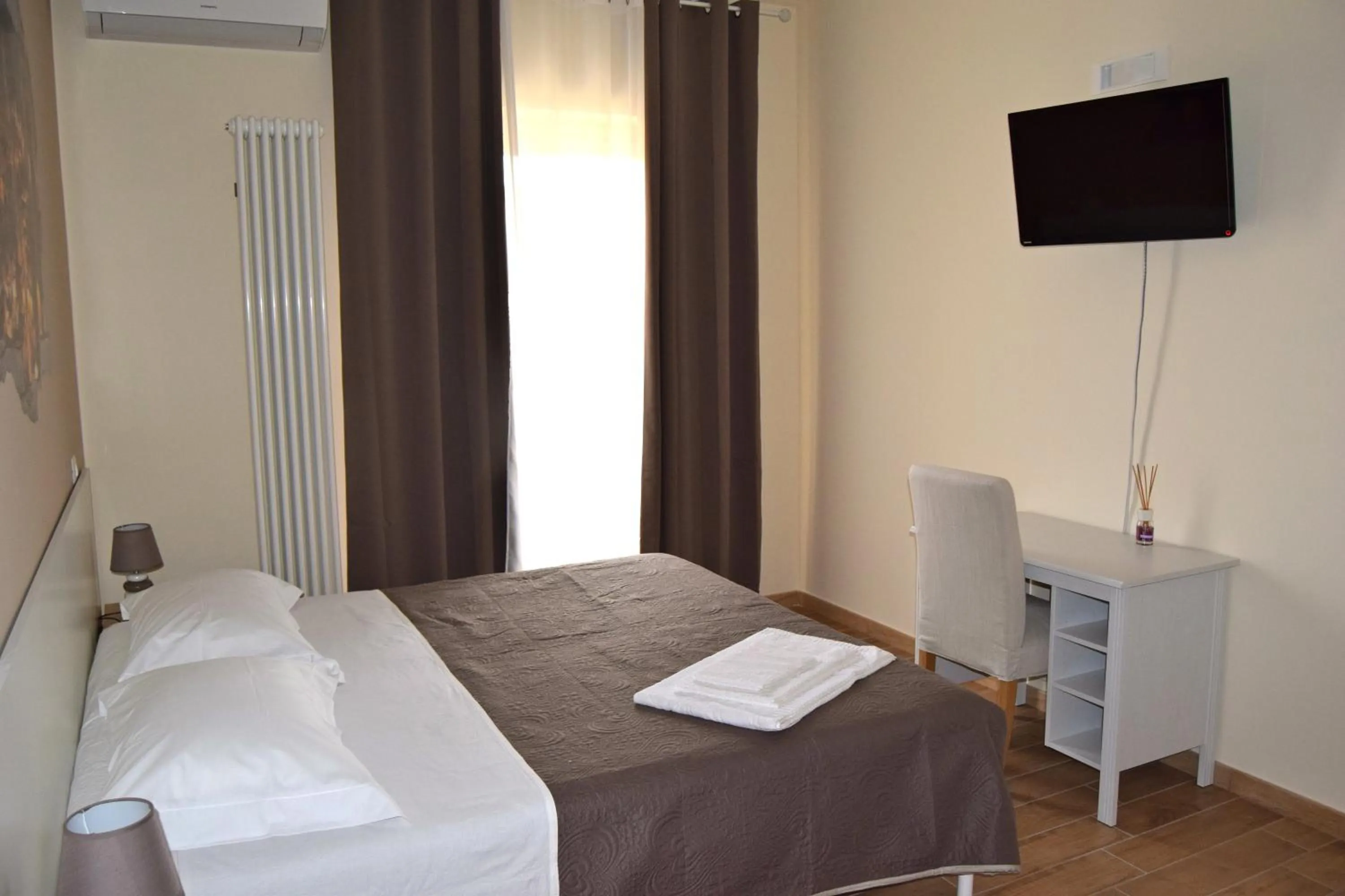 Photo of the whole room in Civico 28