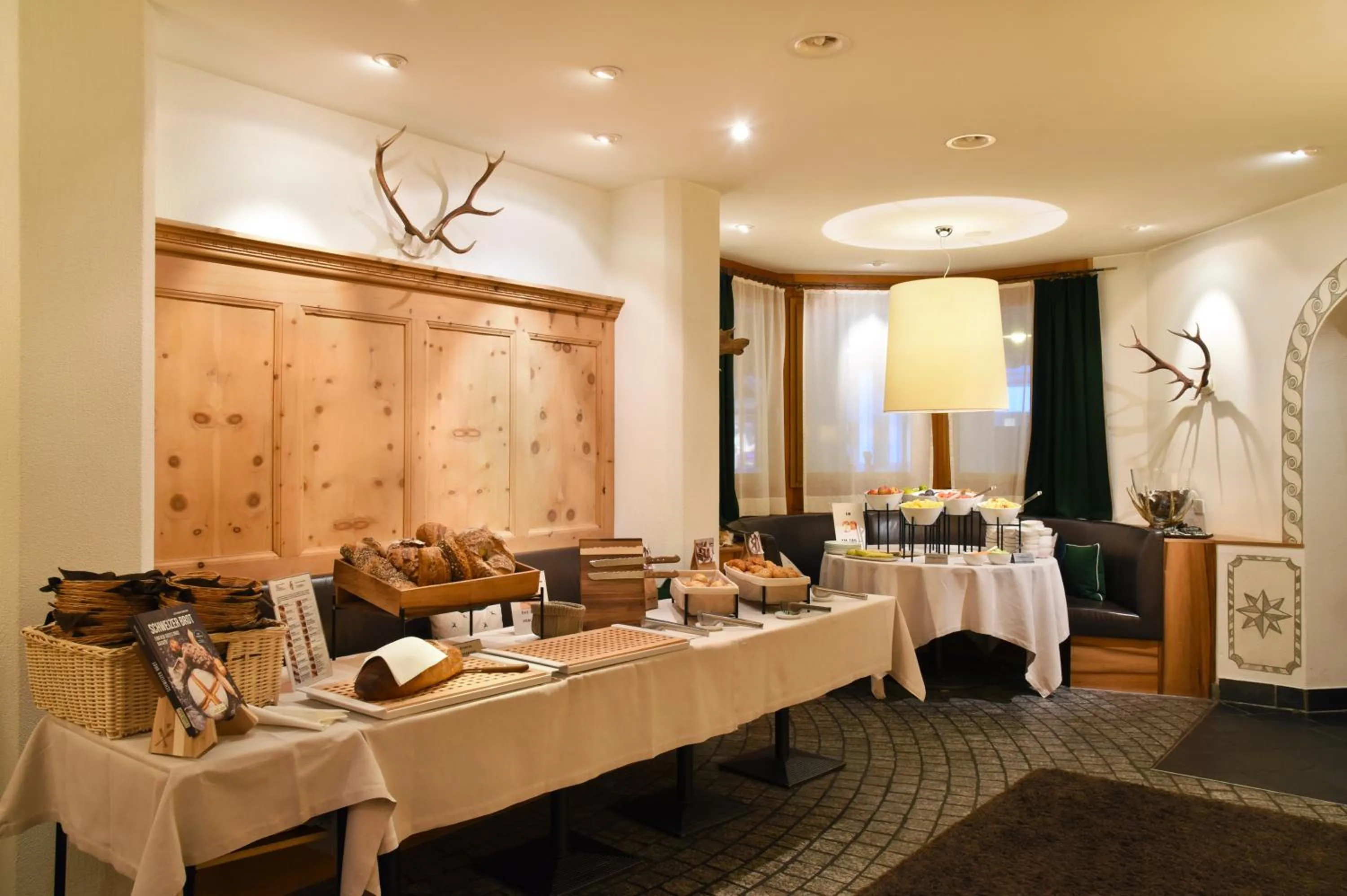 Buffet breakfast in Hotel Schweizerhof Lenzerheide