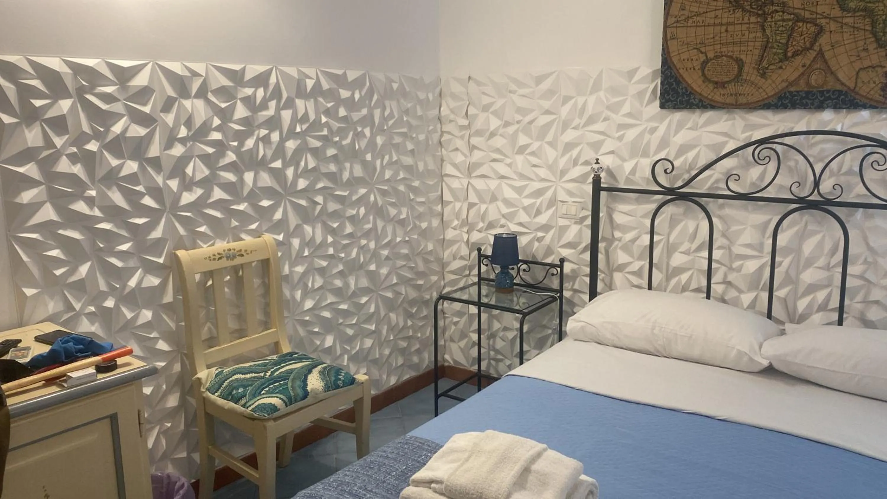 Bed in Hellas Makari B&B