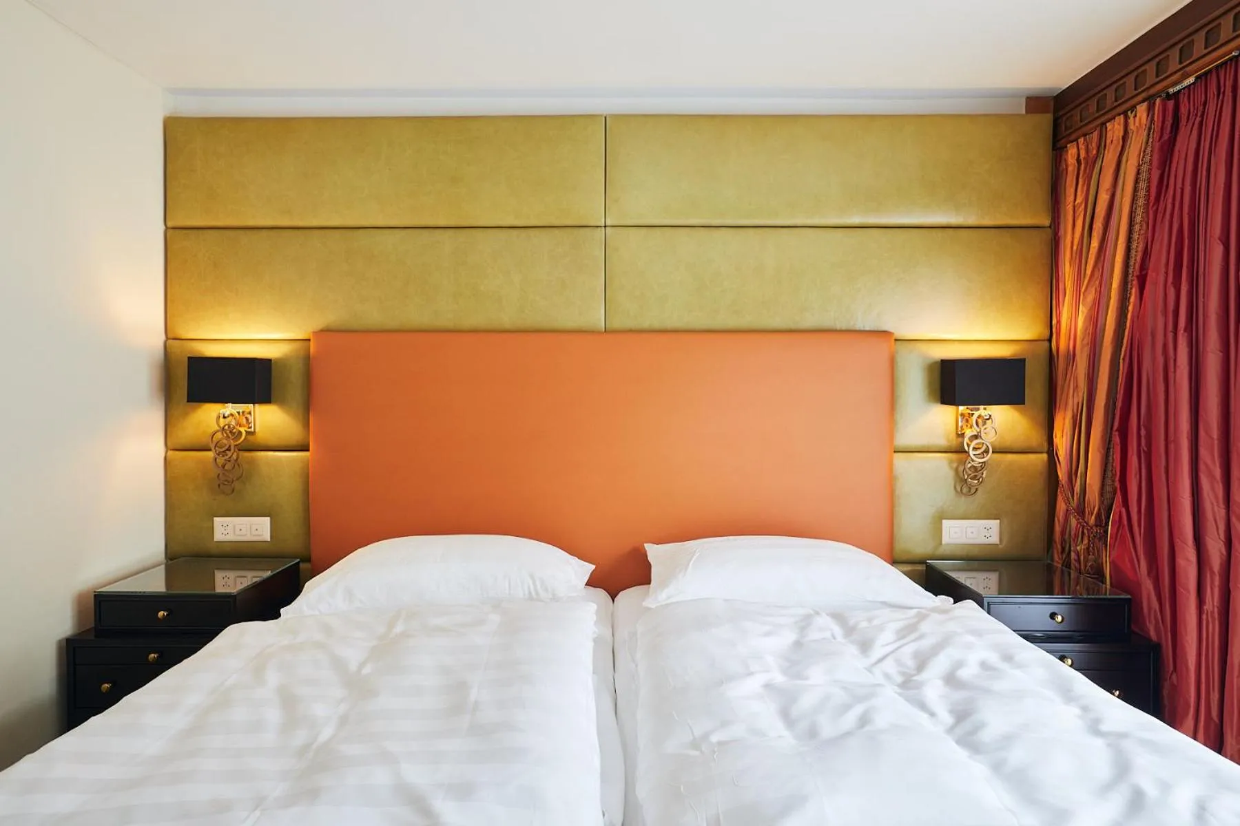 Bed in Resort Hotel Alex Zermatt