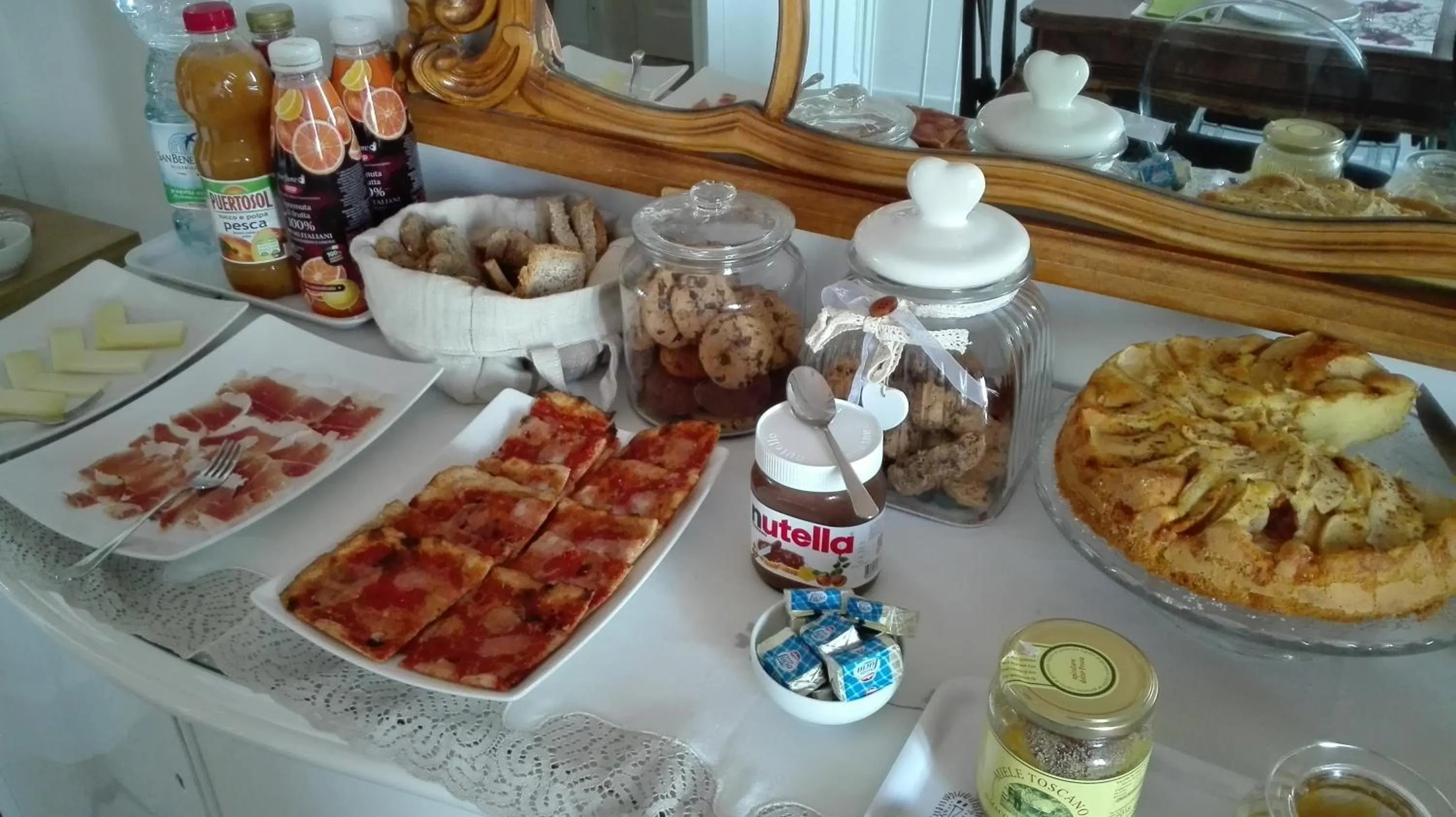 Food and drinks in AL 32 B&B