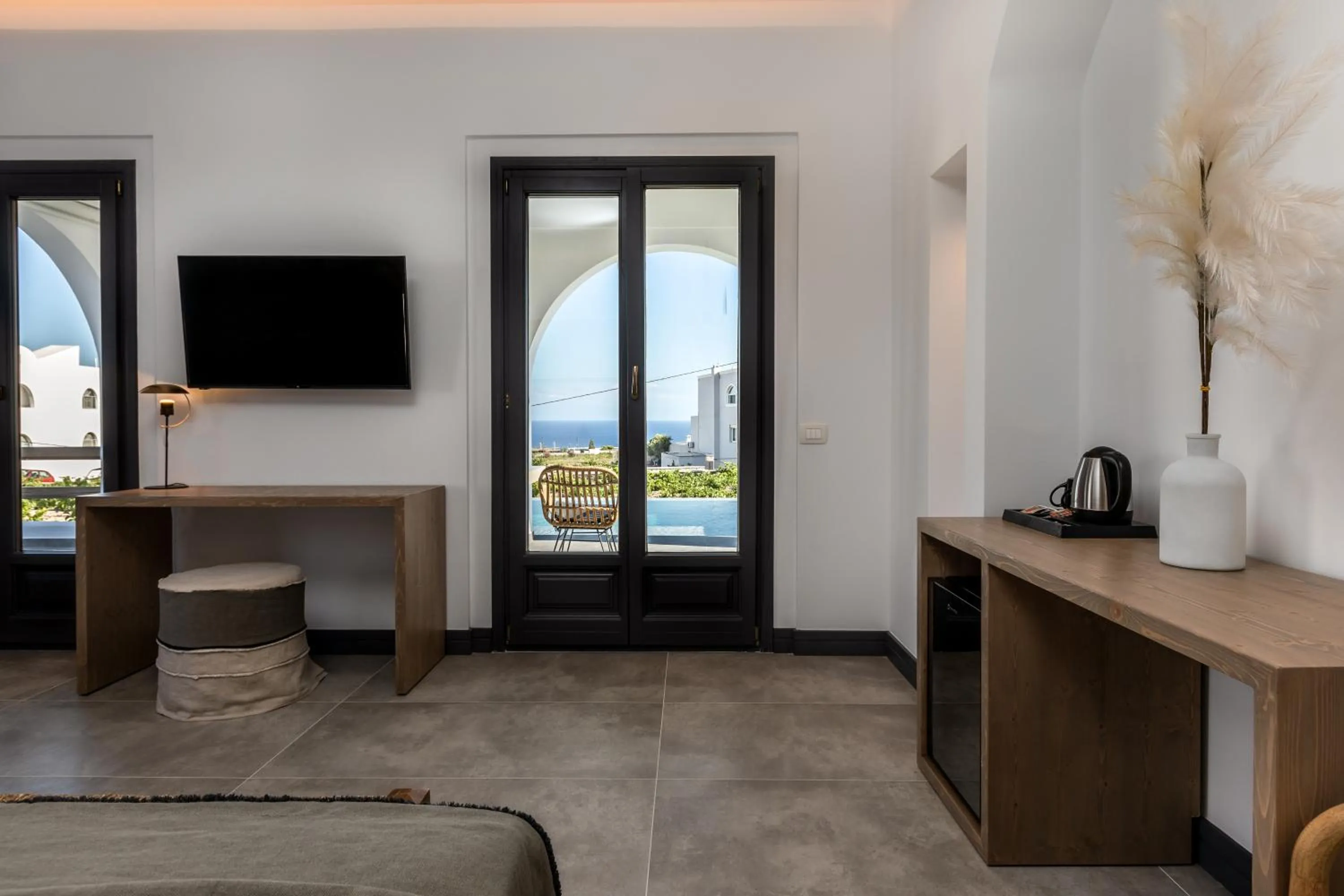 TV and multimedia in Vineyard Exclusive Suites