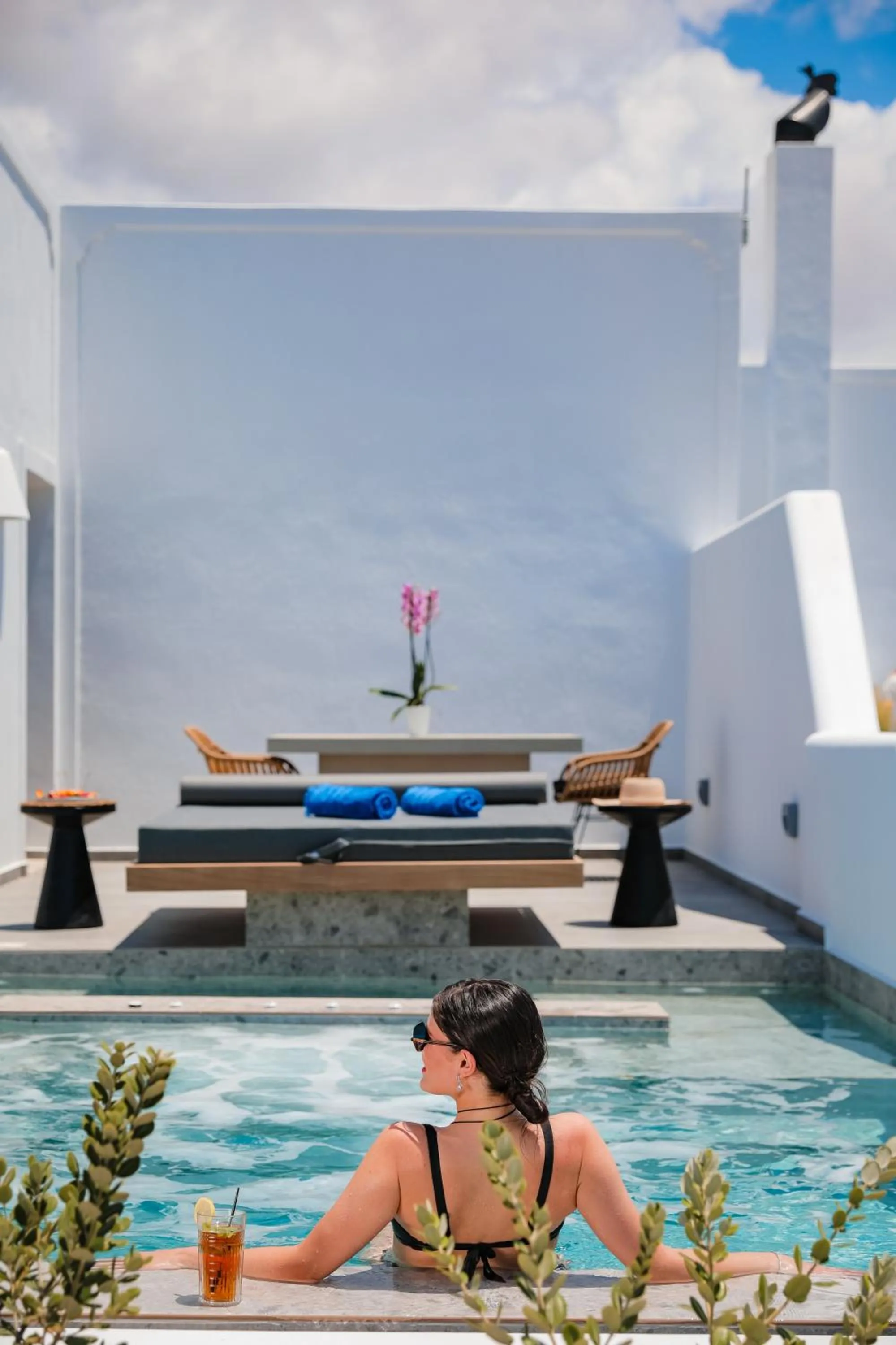 Day in Vineyard Exclusive Suites