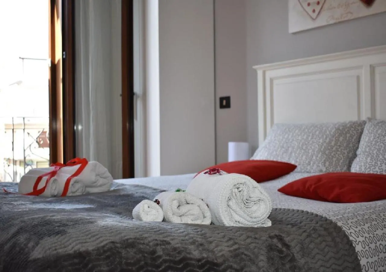 Decorative detail, Bed in Alma Nua