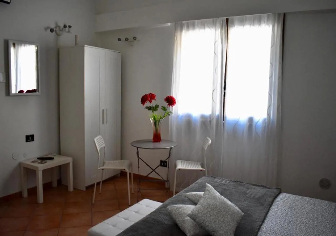 Decorative detail, Bed in Alma Nua