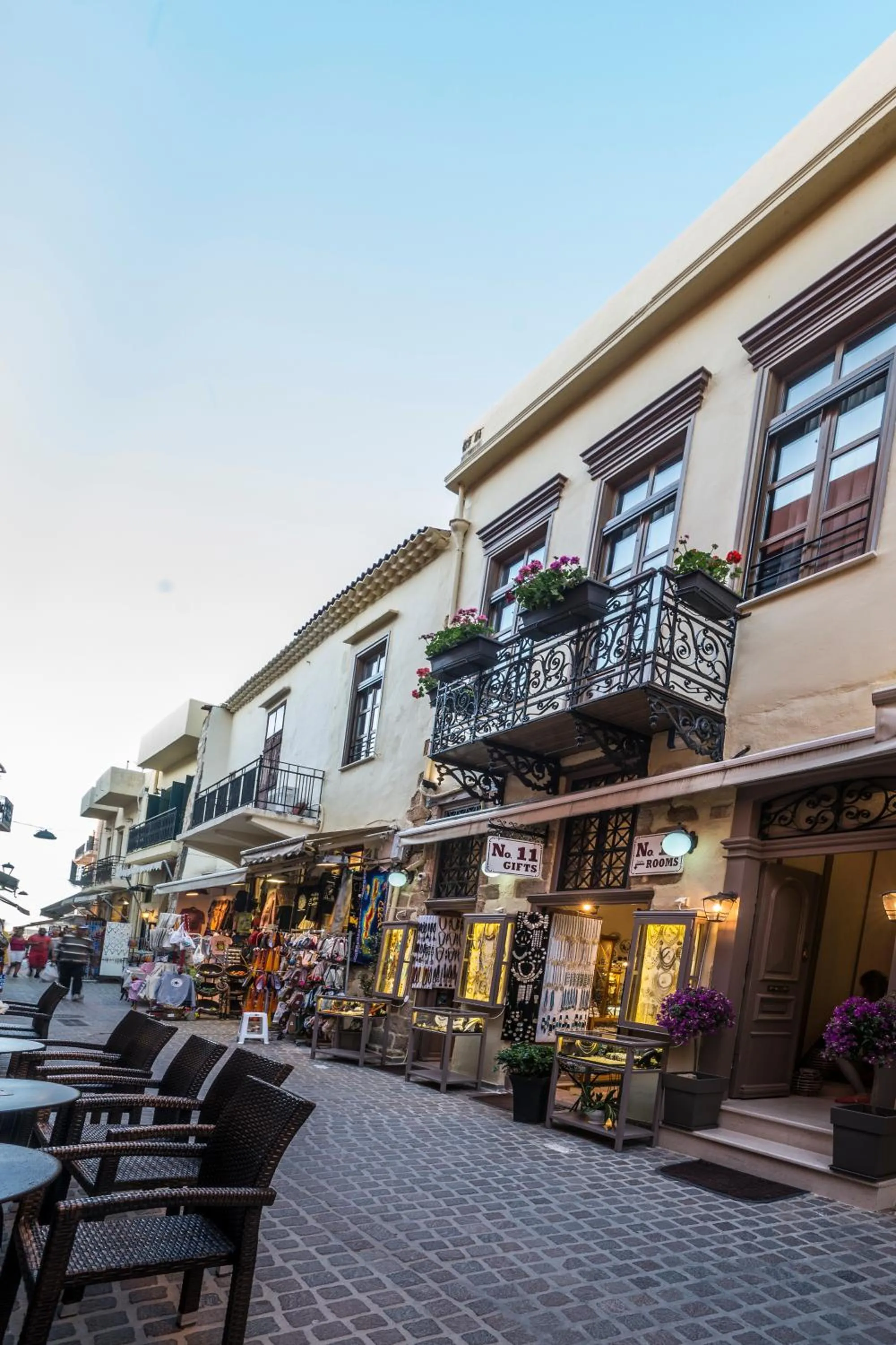 Facade/entrance in 11City Rooms