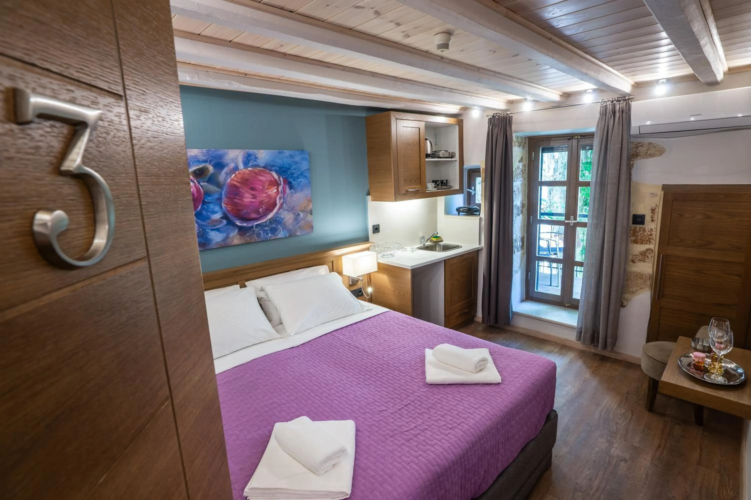 Bedroom, Bed in 11City Rooms