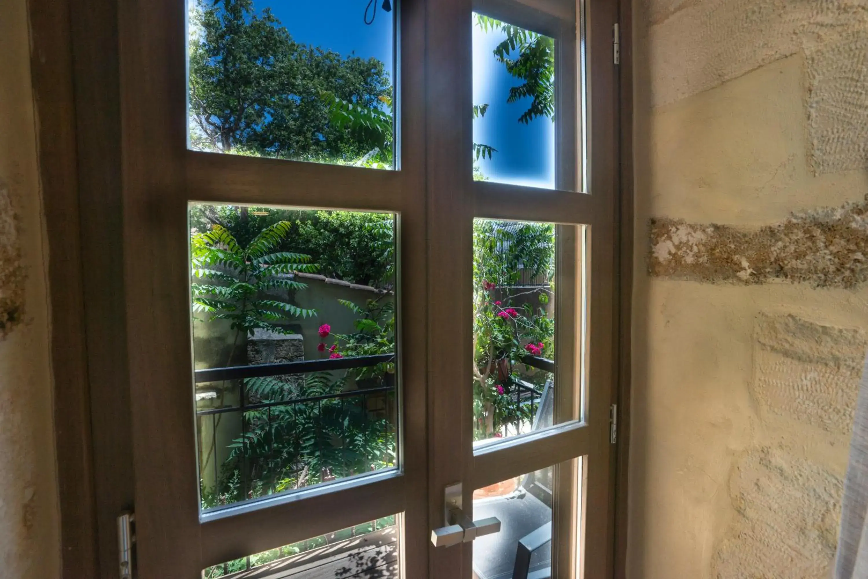 Small Double Room with Balcony in 11City Rooms Small Double Room with Balcony in 11City Rooms