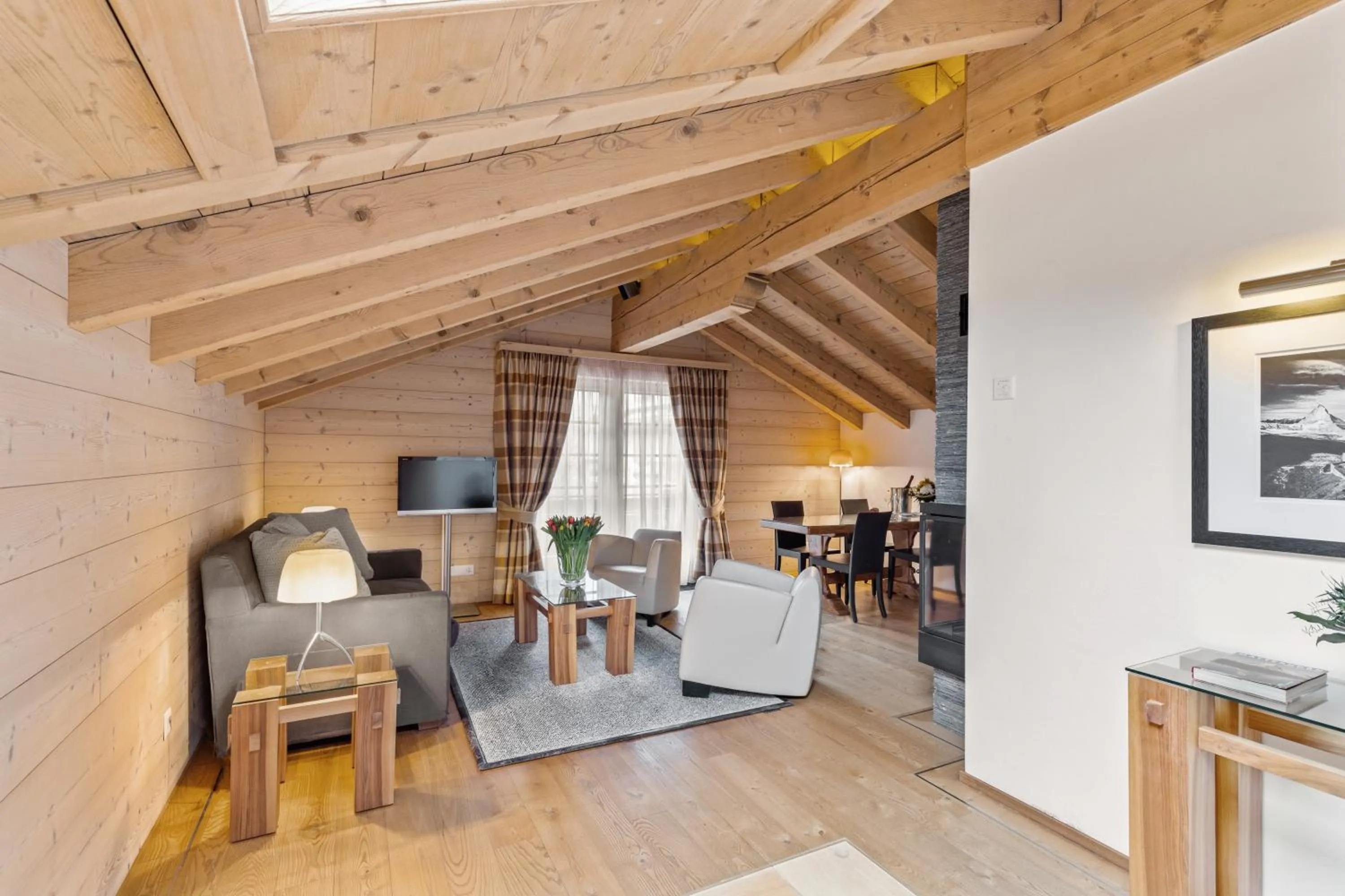 Seating area in Grand Hotel Zermatterhof