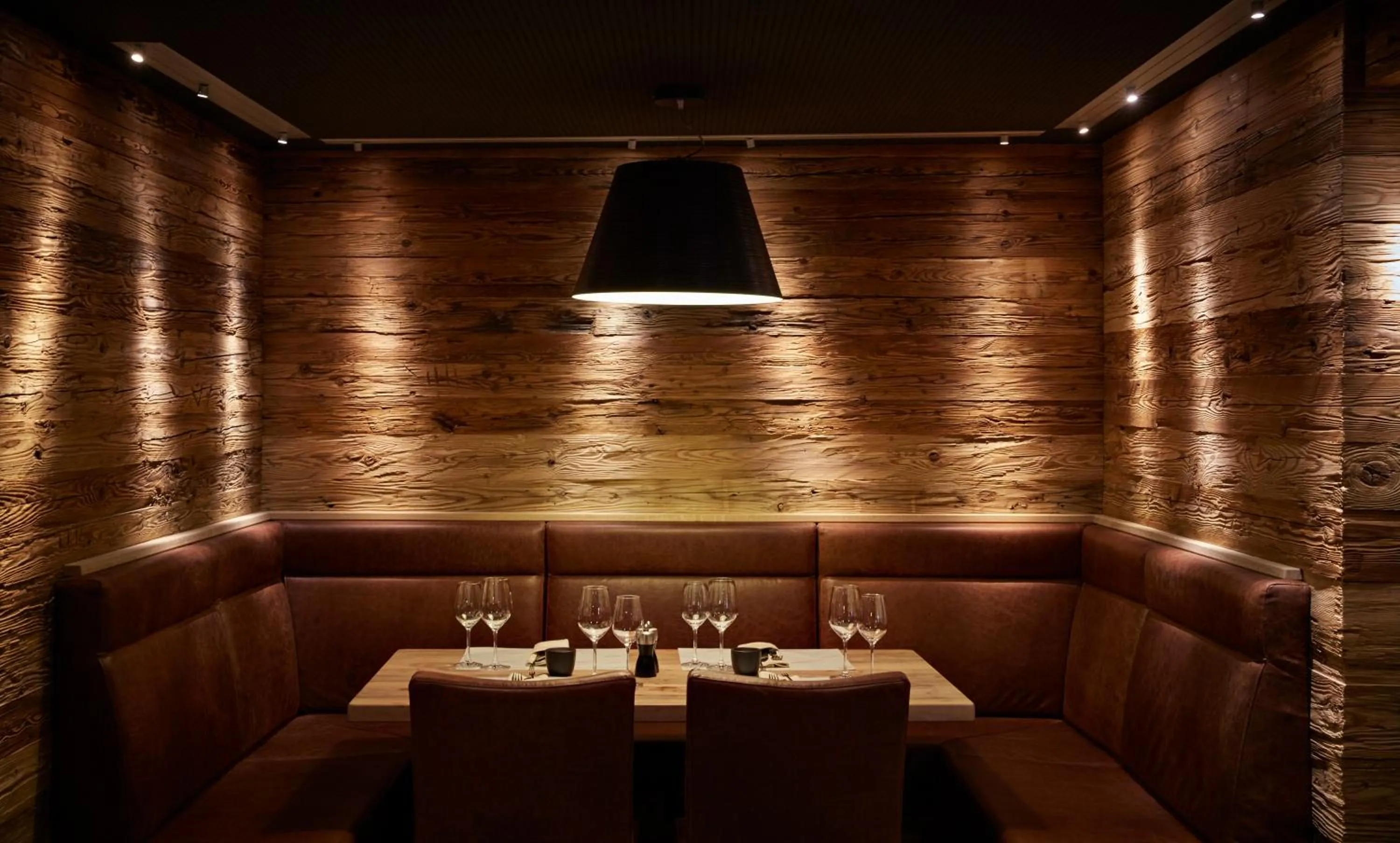 Restaurant/places to eat in Grand Hotel Zermatterhof