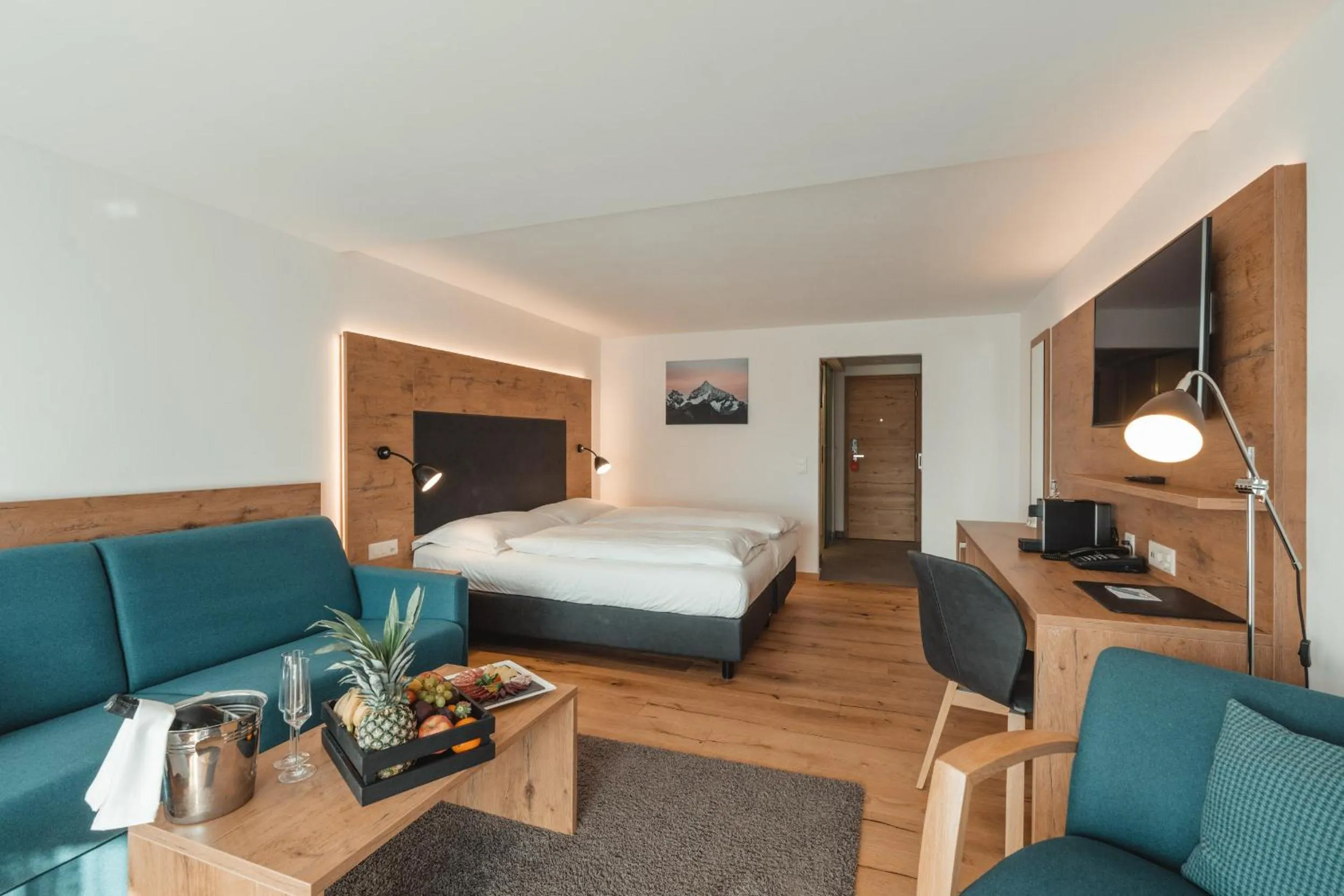 Bed in Alpen Resort & Spa