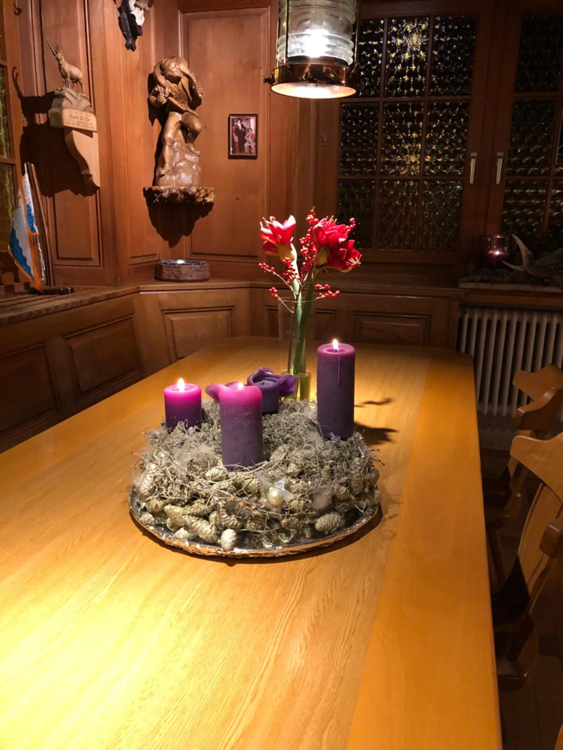 Restaurant/places to eat in Hotel Châlet Du Lac