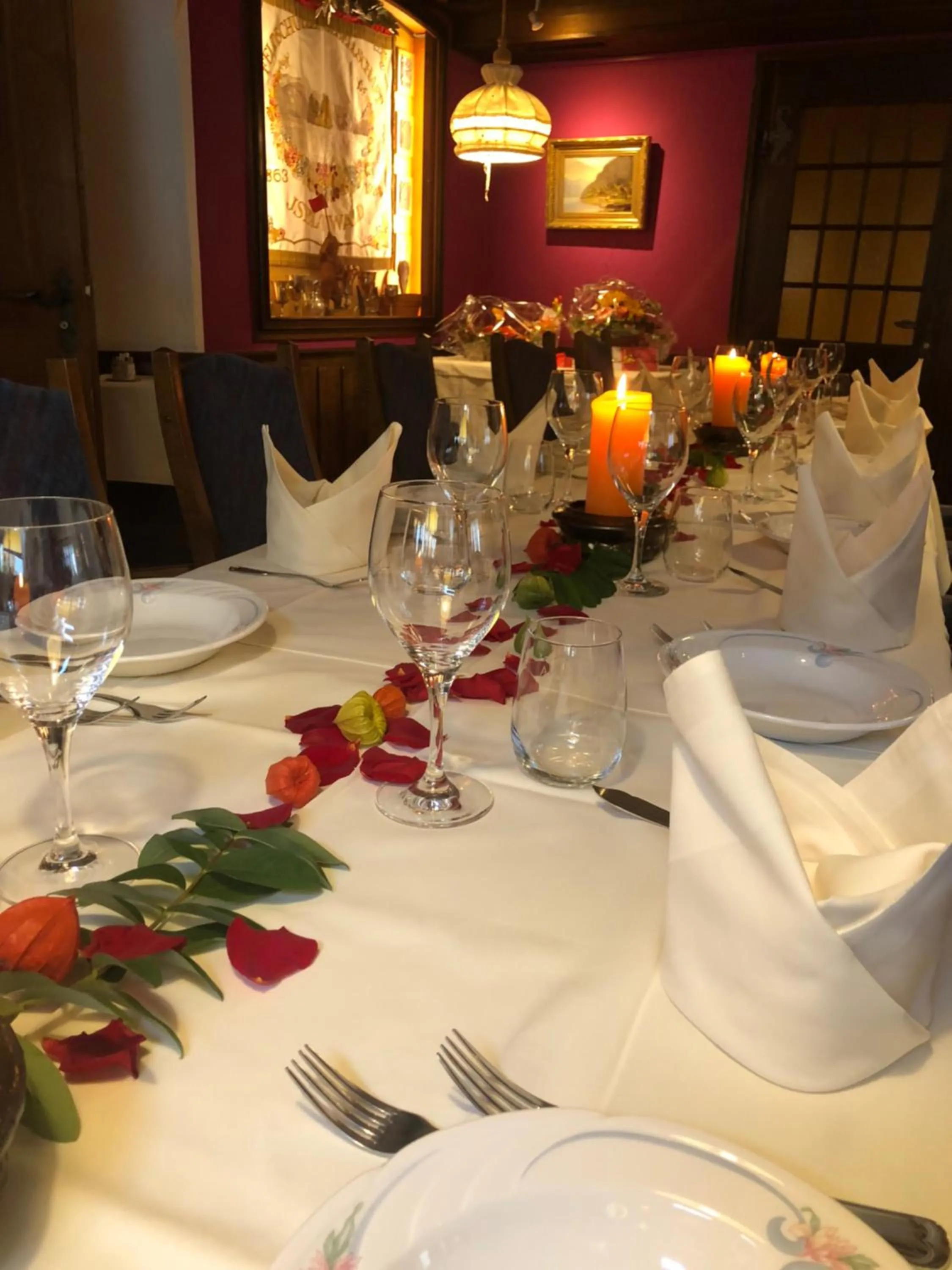 Restaurant/places to eat in Hotel Châlet Du Lac