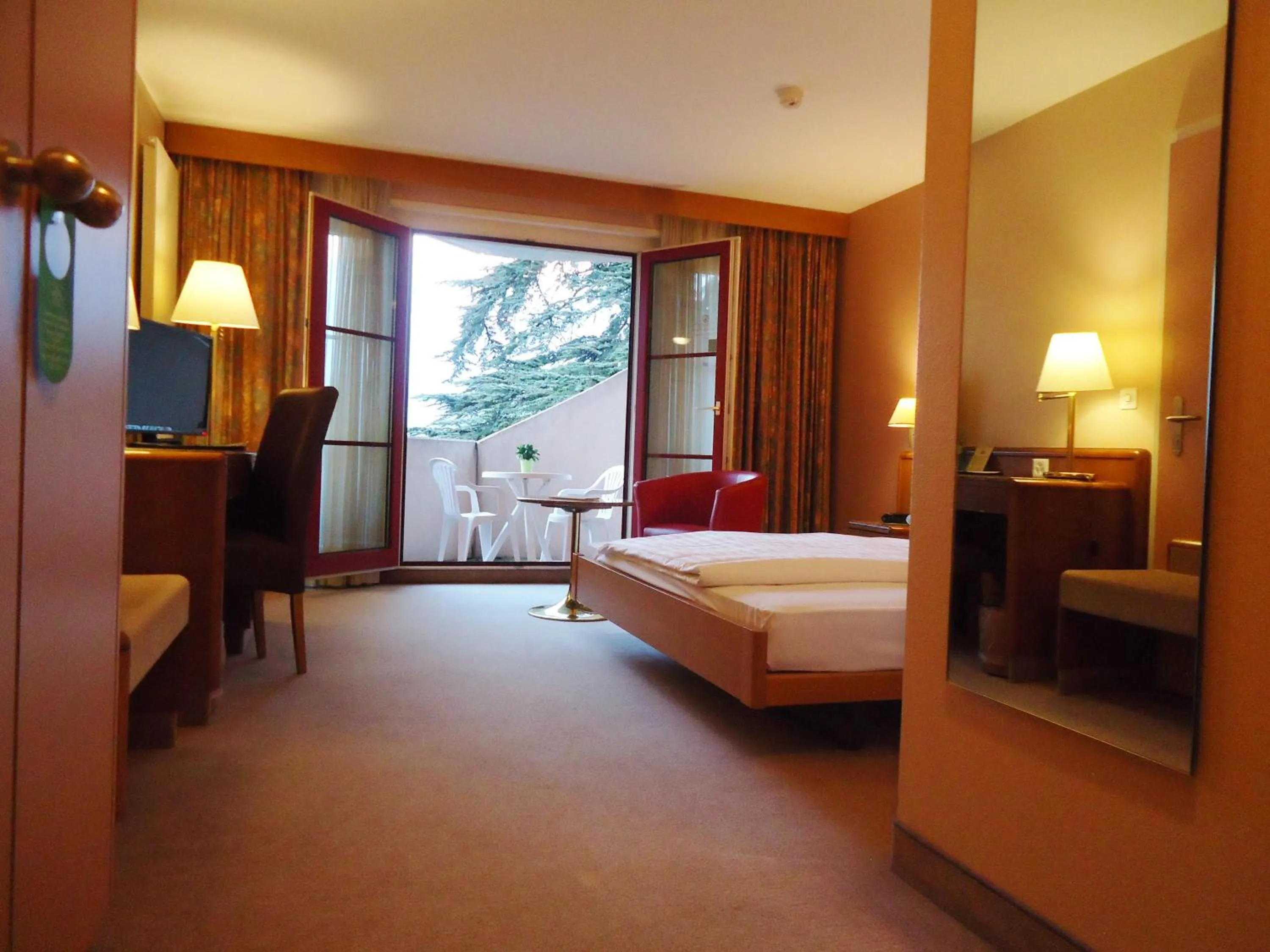 Bedroom, Bed in Hotel Le Cedre