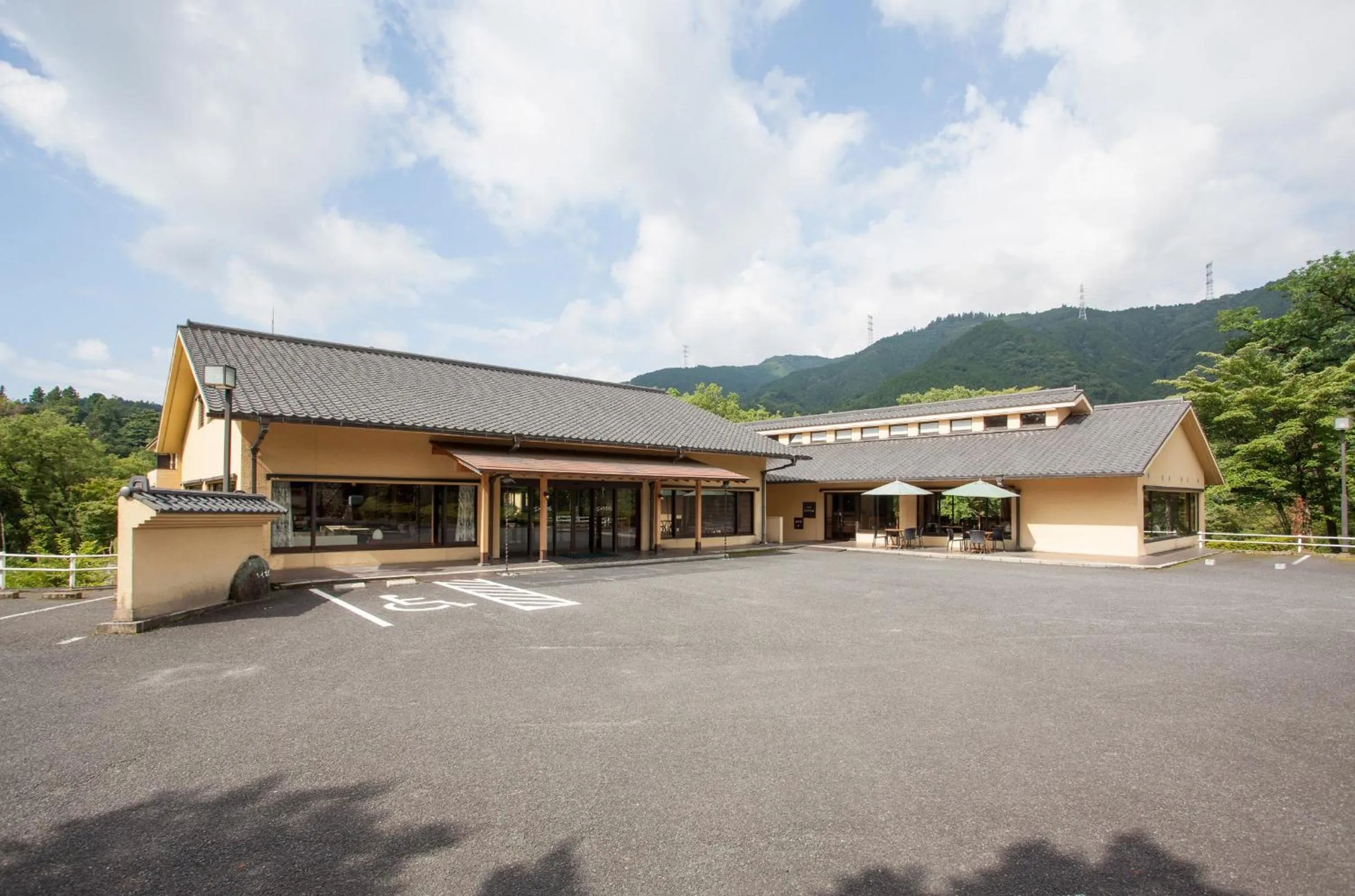 Property building in Okutamaji