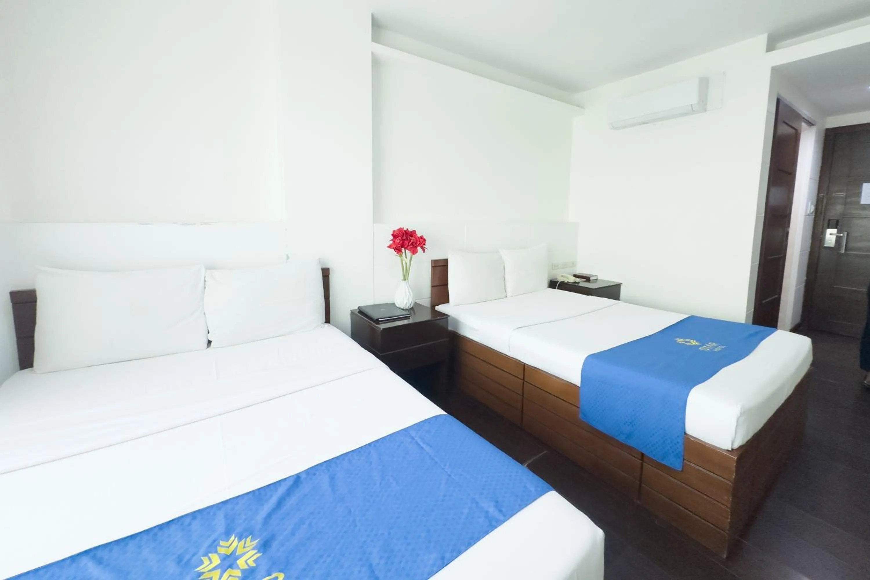 Bed in Star Hotel Davao