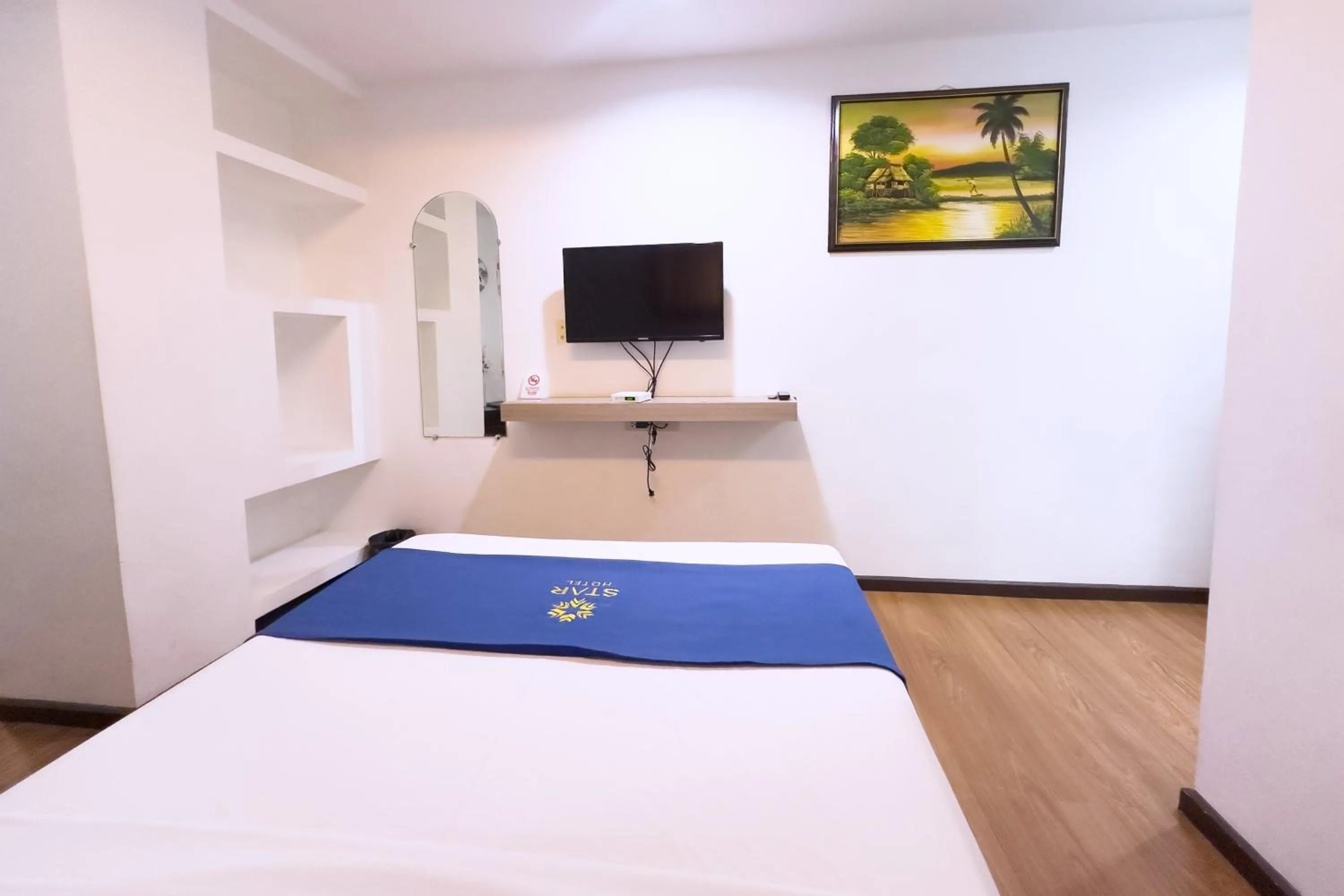 Bed in Star Hotel Davao