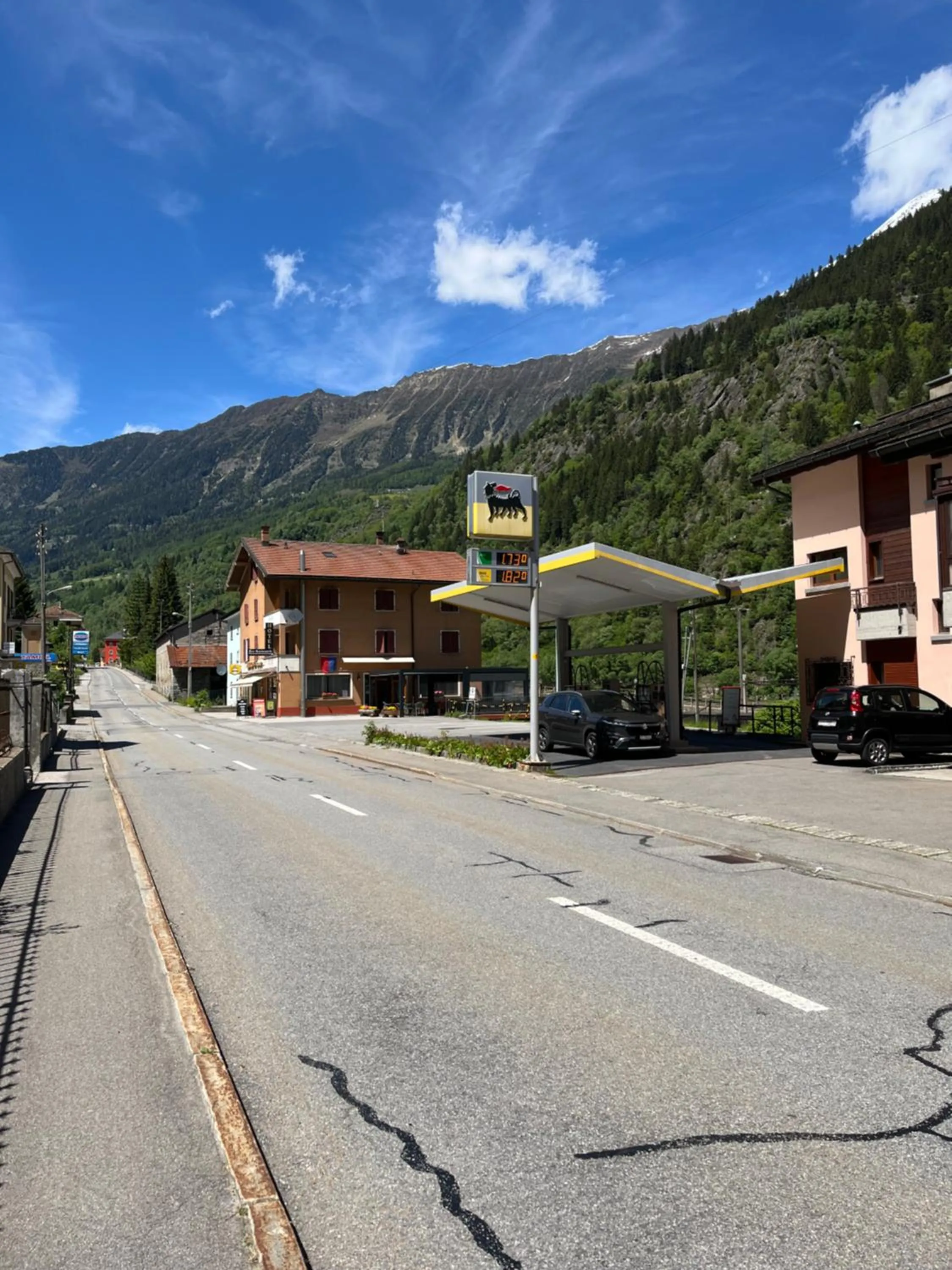 Property building in Hotel Ristorante Baldi