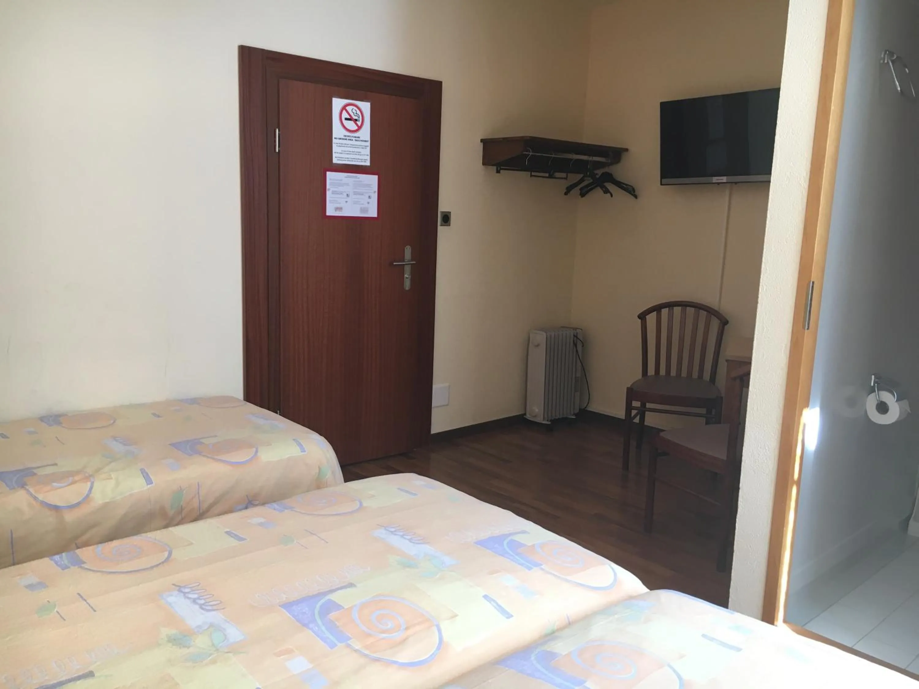 TV and multimedia, Bed in Hotel Ristorante Baldi