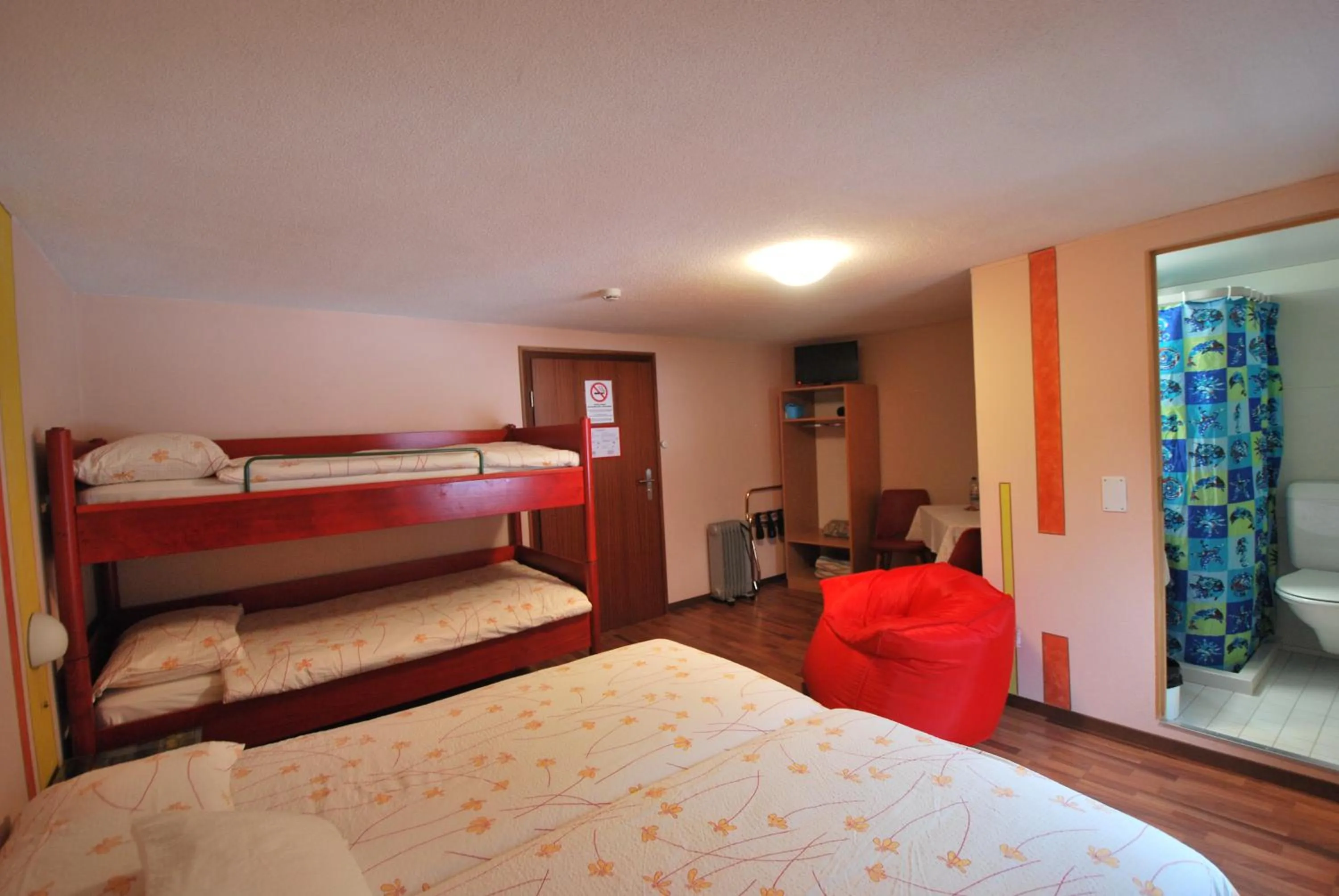 Shower, Bed in Hotel Ristorante Baldi