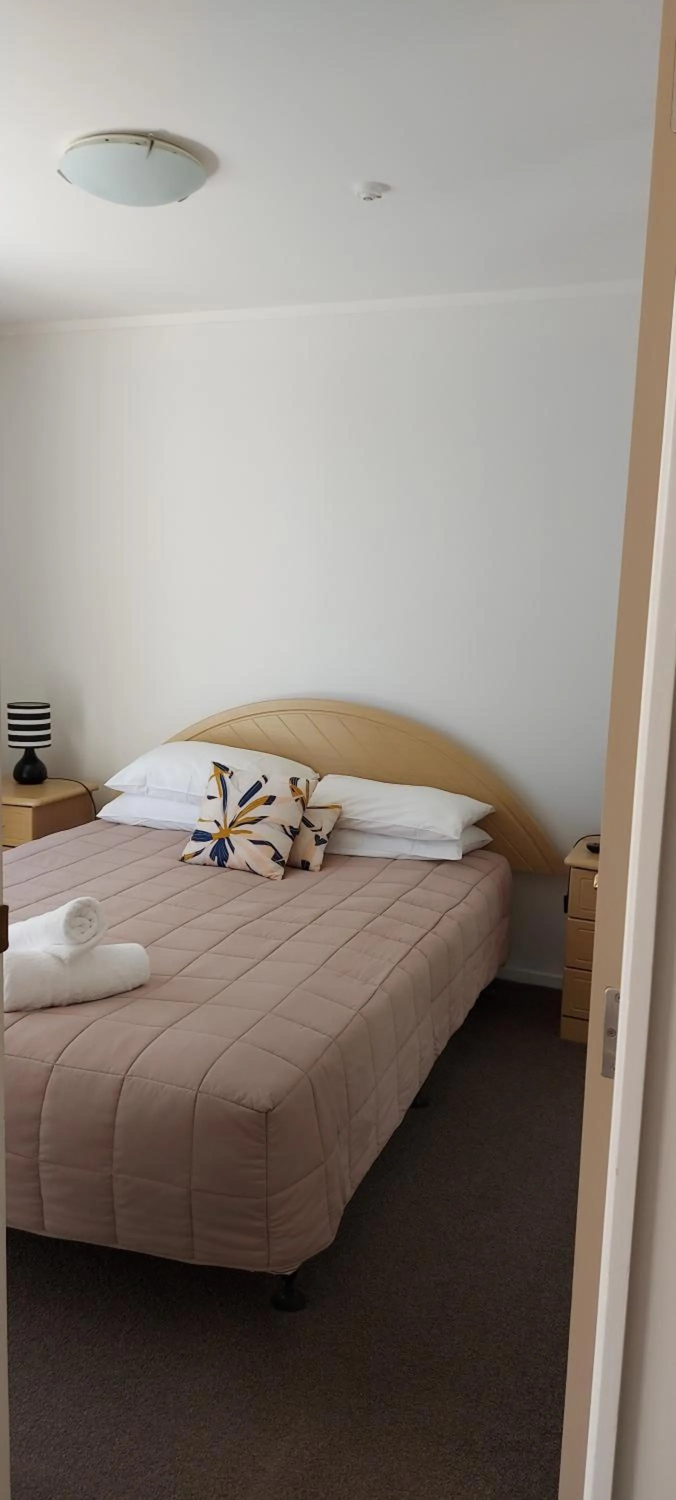 Bedroom, Bed in The Atrium