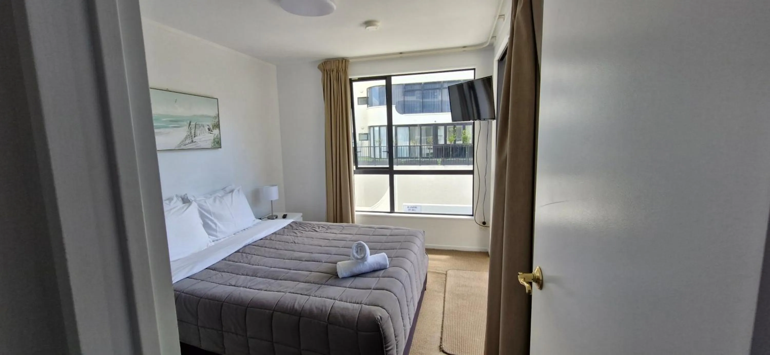 Bedroom, Bed in The Atrium