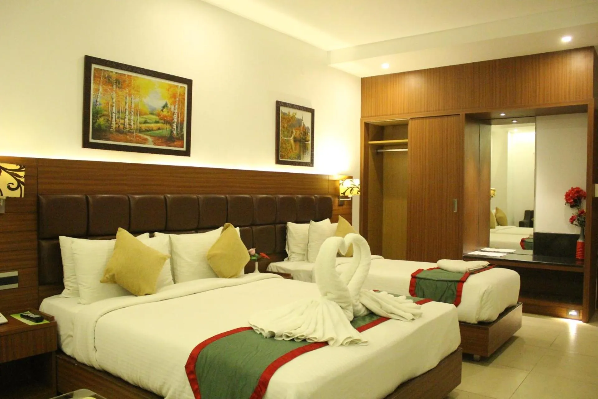 cot, Bed in Hotel Nk Grand Park Airport Hotel