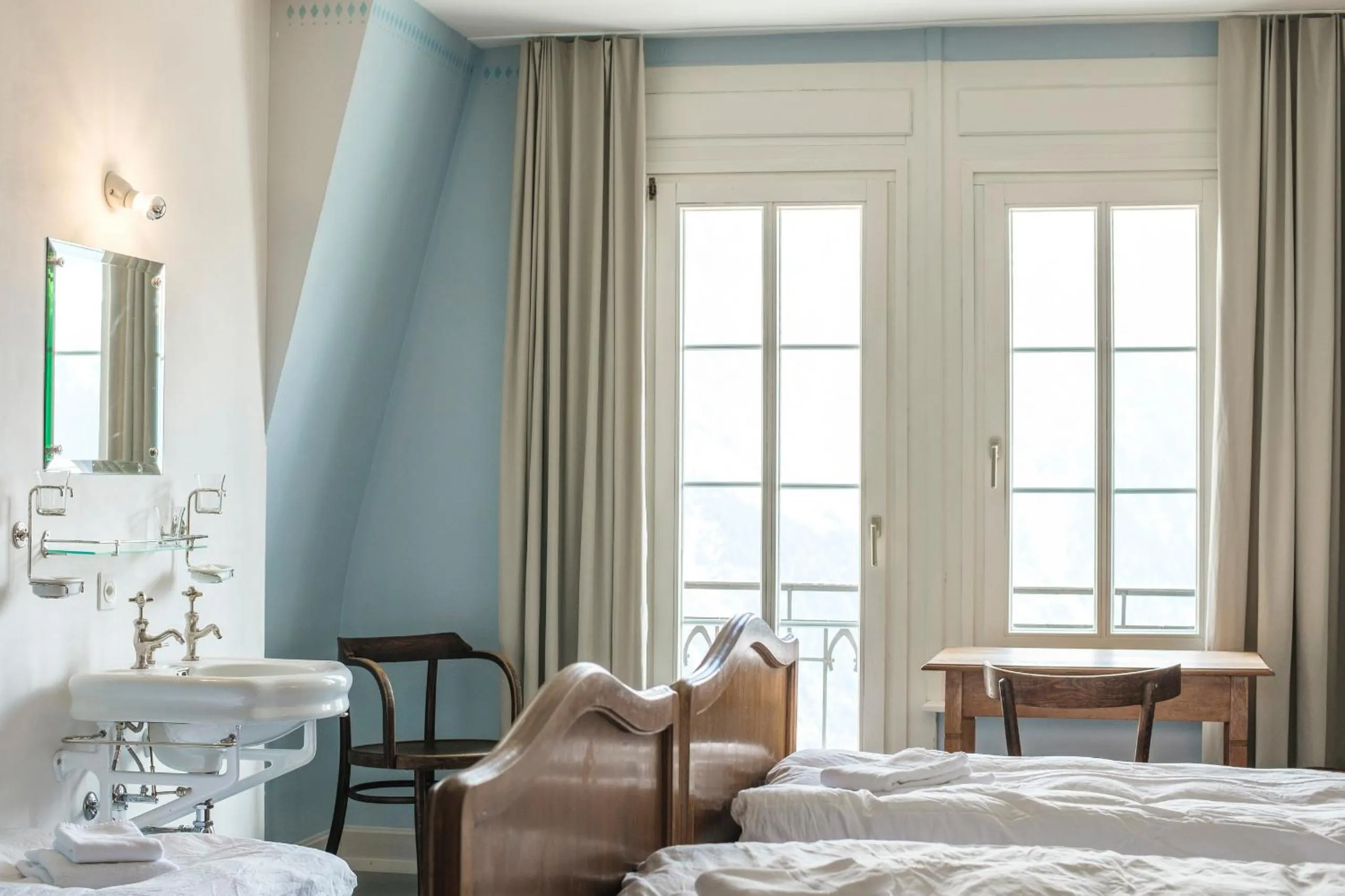 Photo of the whole room, Bed in Hotel Regina