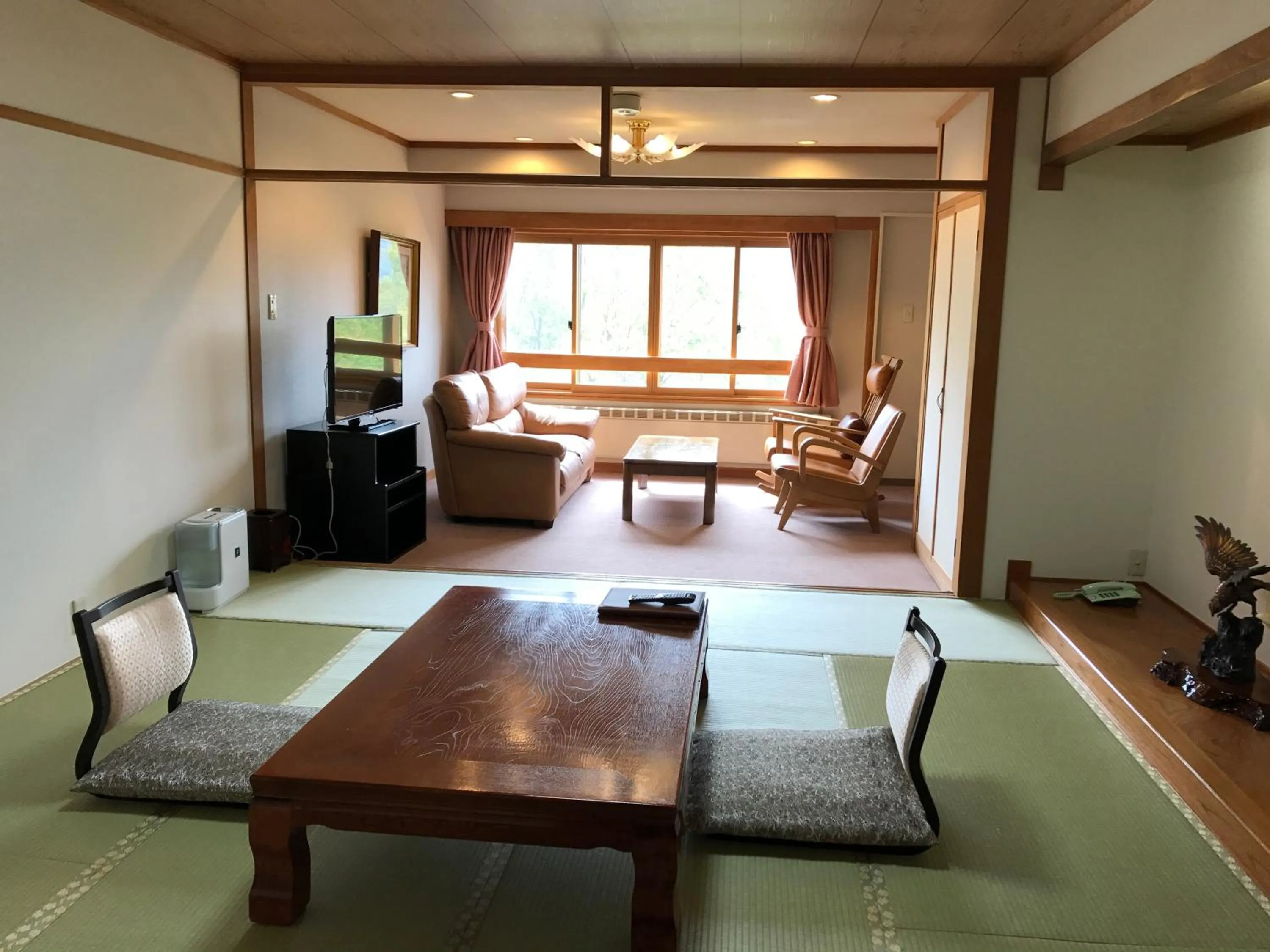 Photo of the whole room in Hotel Higashidate