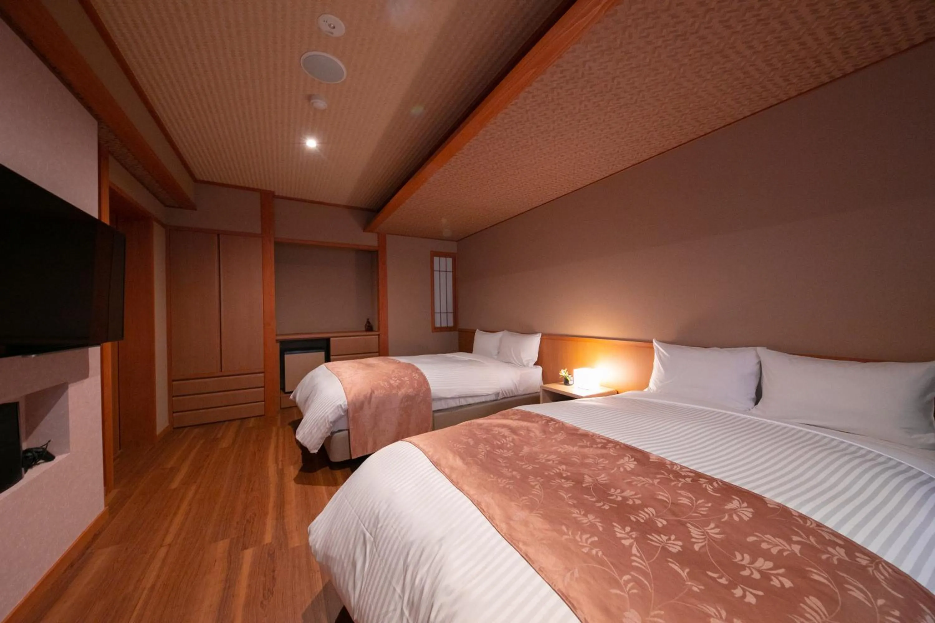 Photo of the whole room, Bed in Hotel Higashidate