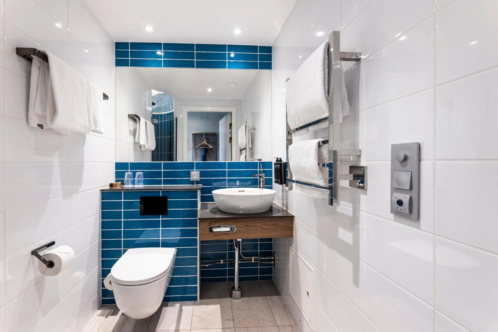 Bathroom in ProfilHotels Central