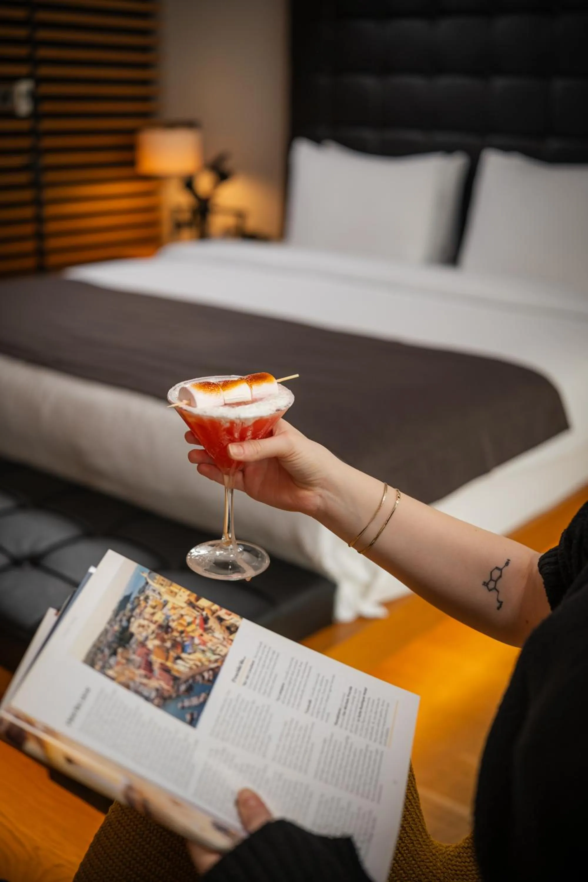 Food and drinks, Bed in Metropolitan Hotels Bosphorus - Special Category