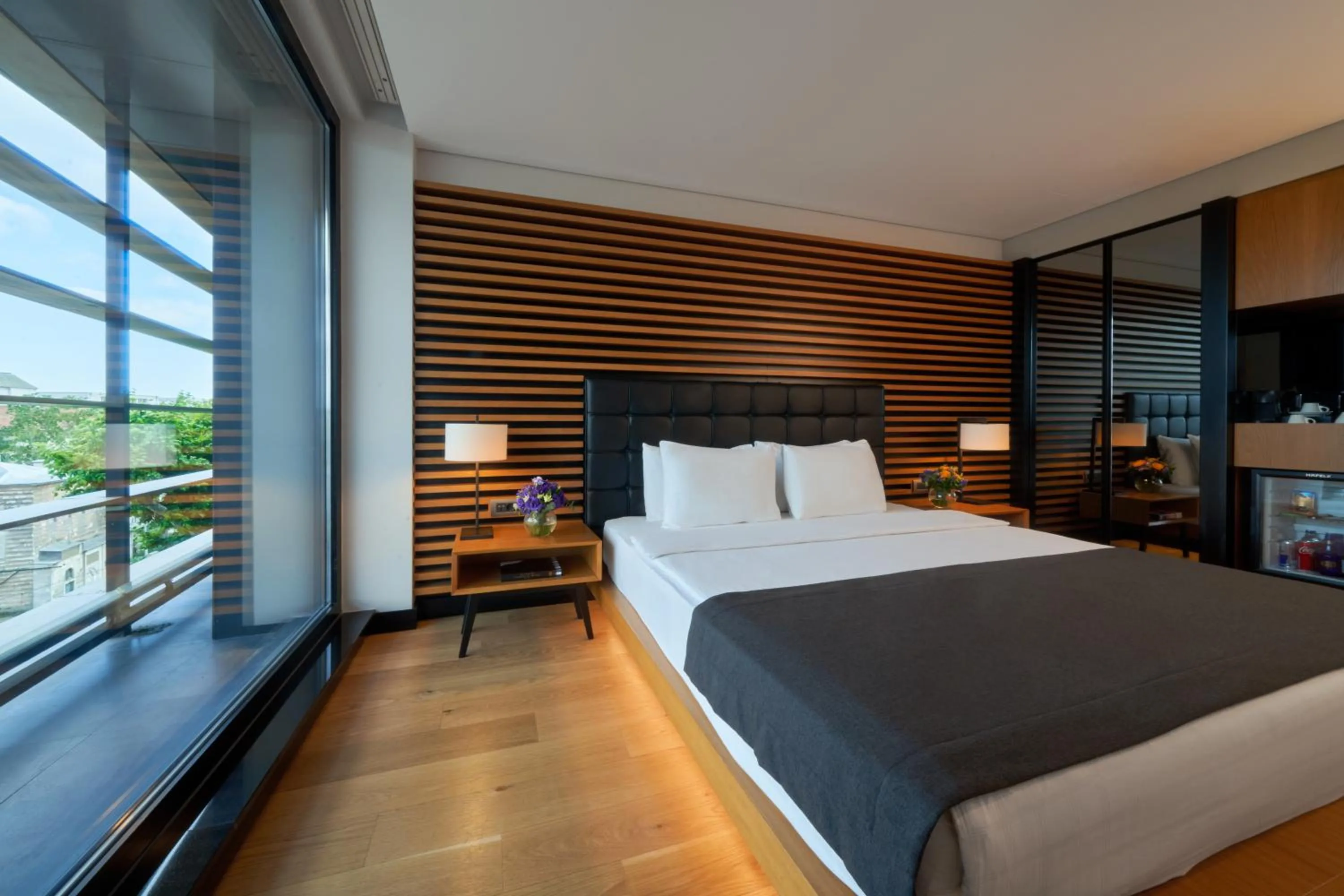 Photo of the whole room, Bed in Metropolitan Hotels Bosphorus - Special Category