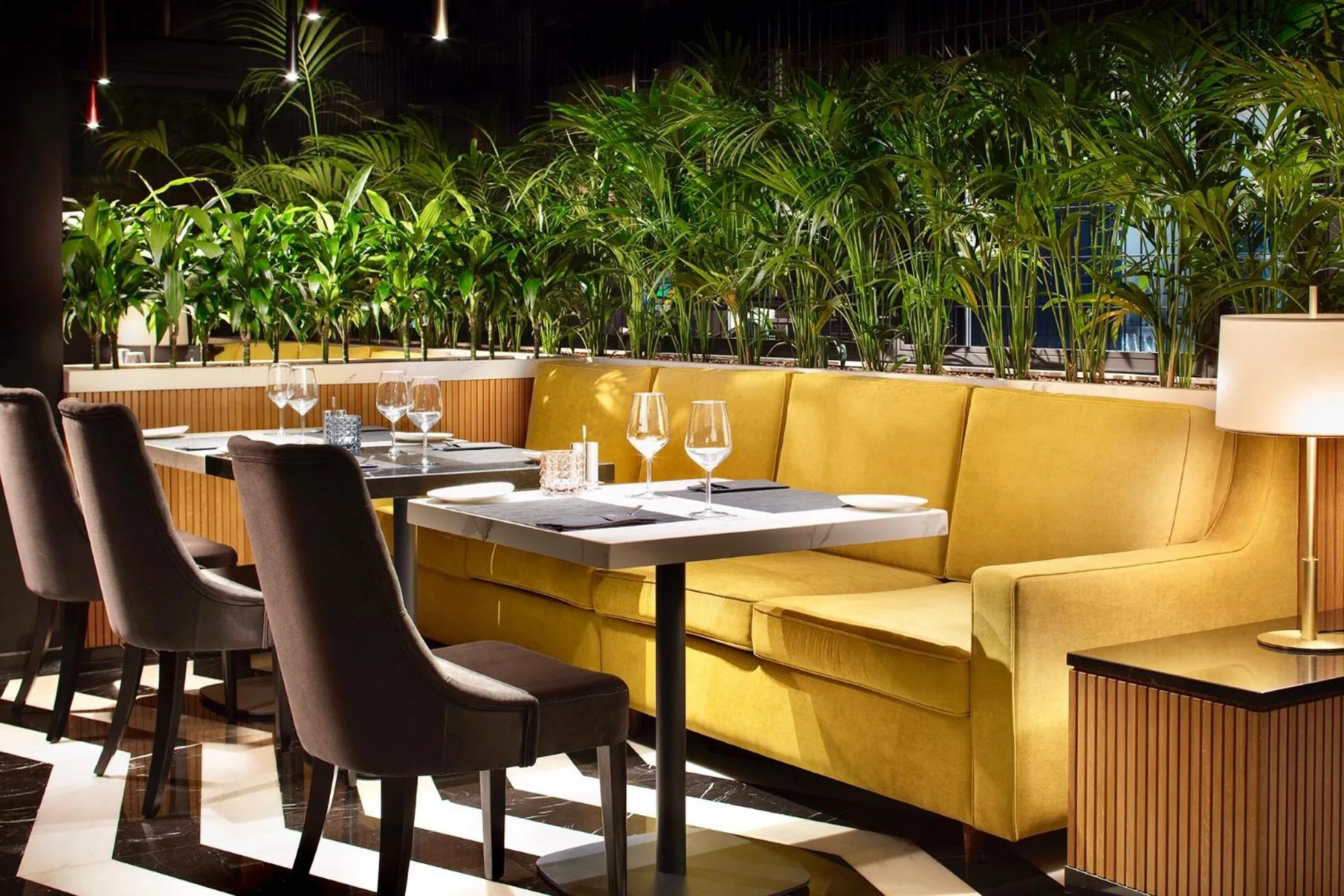 Restaurant/places to eat in Metropolitan Hotels Bosphorus - Special Category