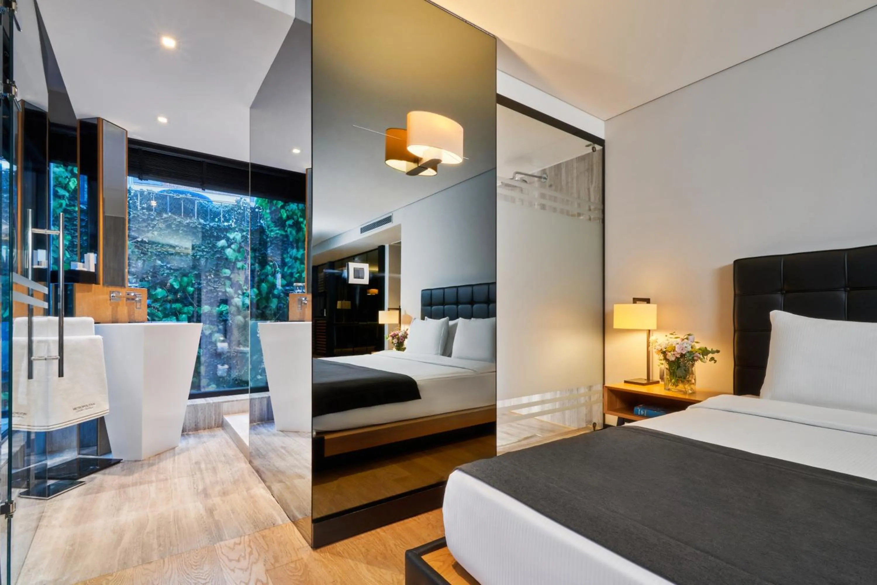 Bedroom, Bed in Metropolitan Hotels Bosphorus - Special Category