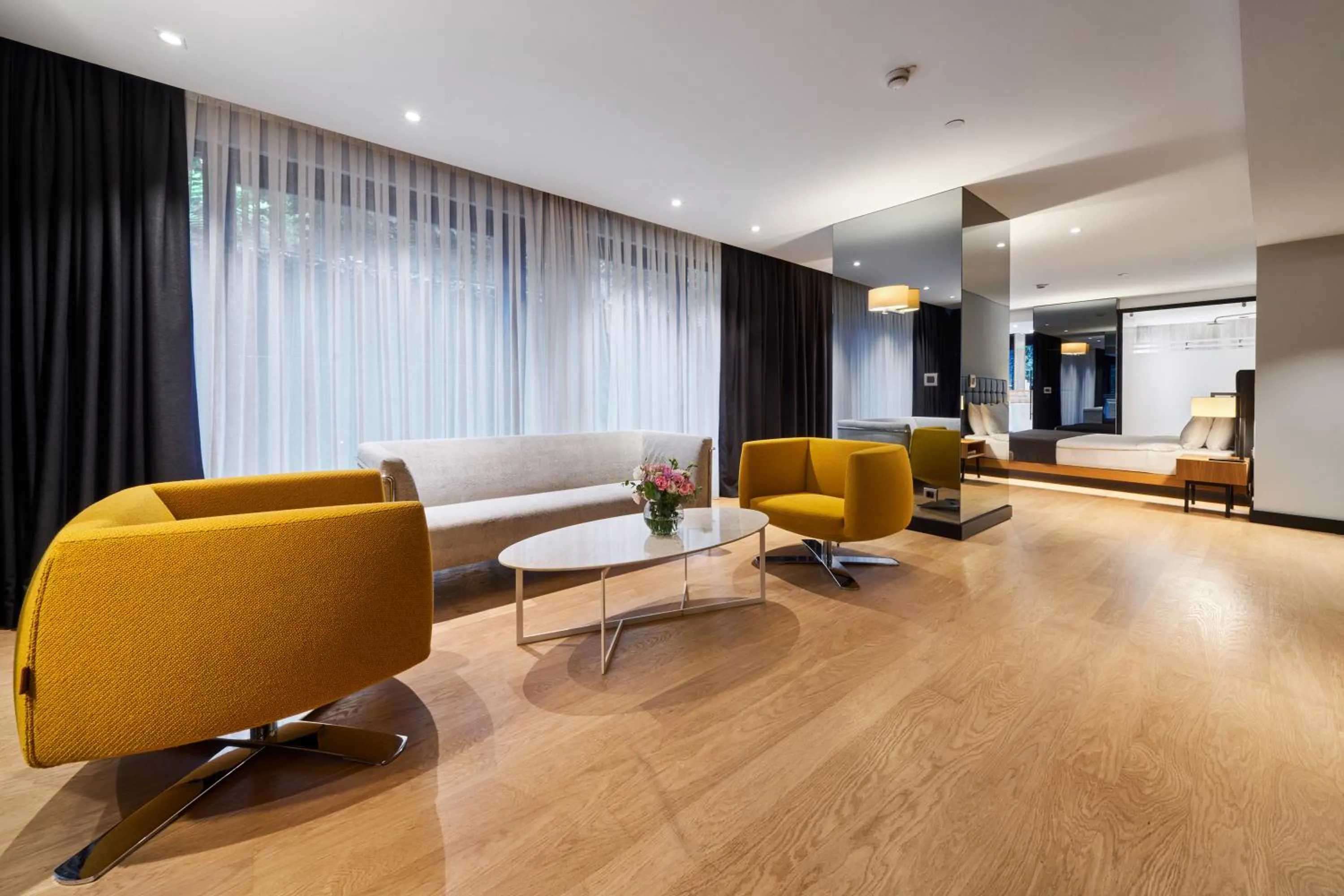 Seating area in Metropolitan Hotels Bosphorus - Special Category