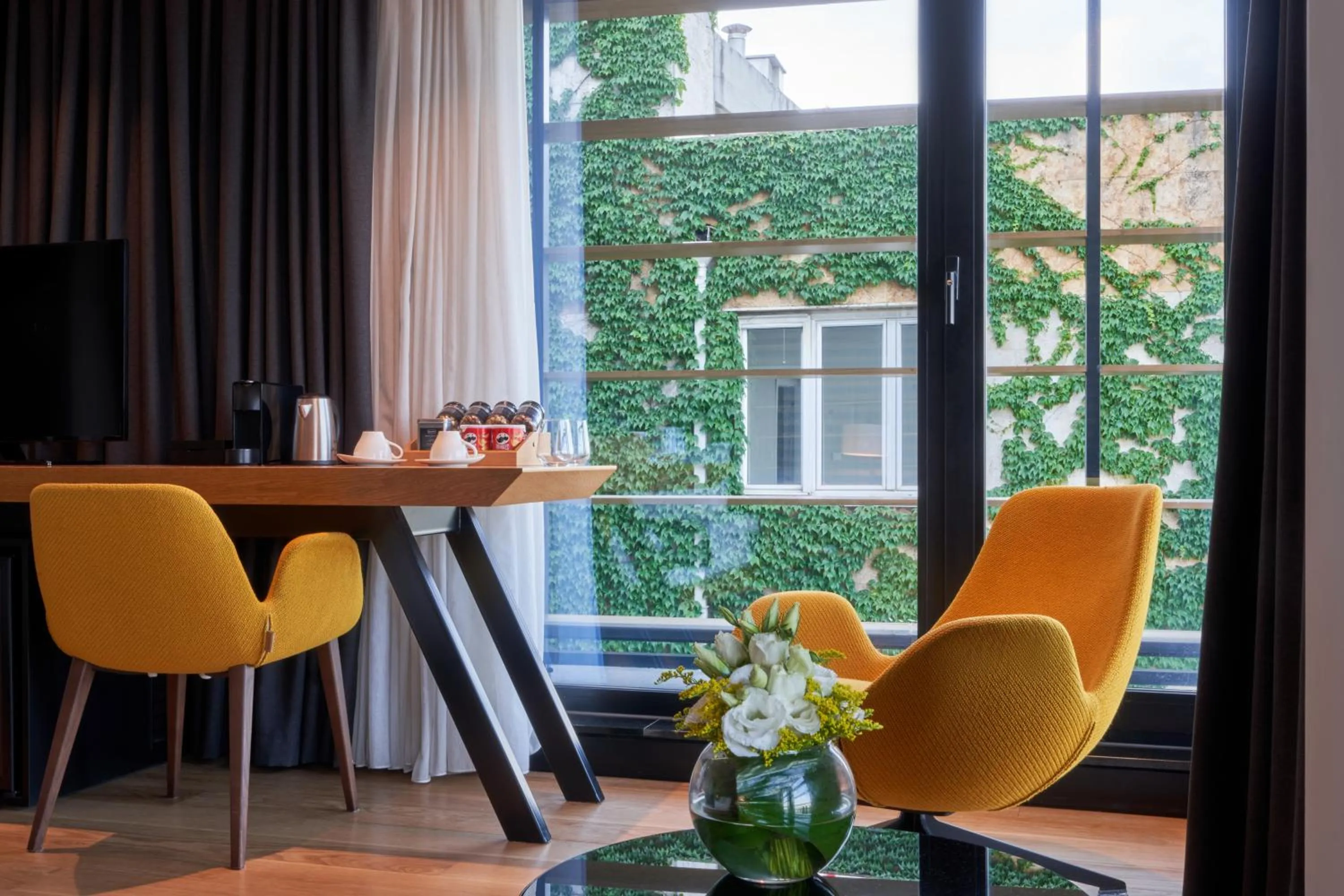 Seating area in Metropolitan Hotels Bosphorus - Special Category