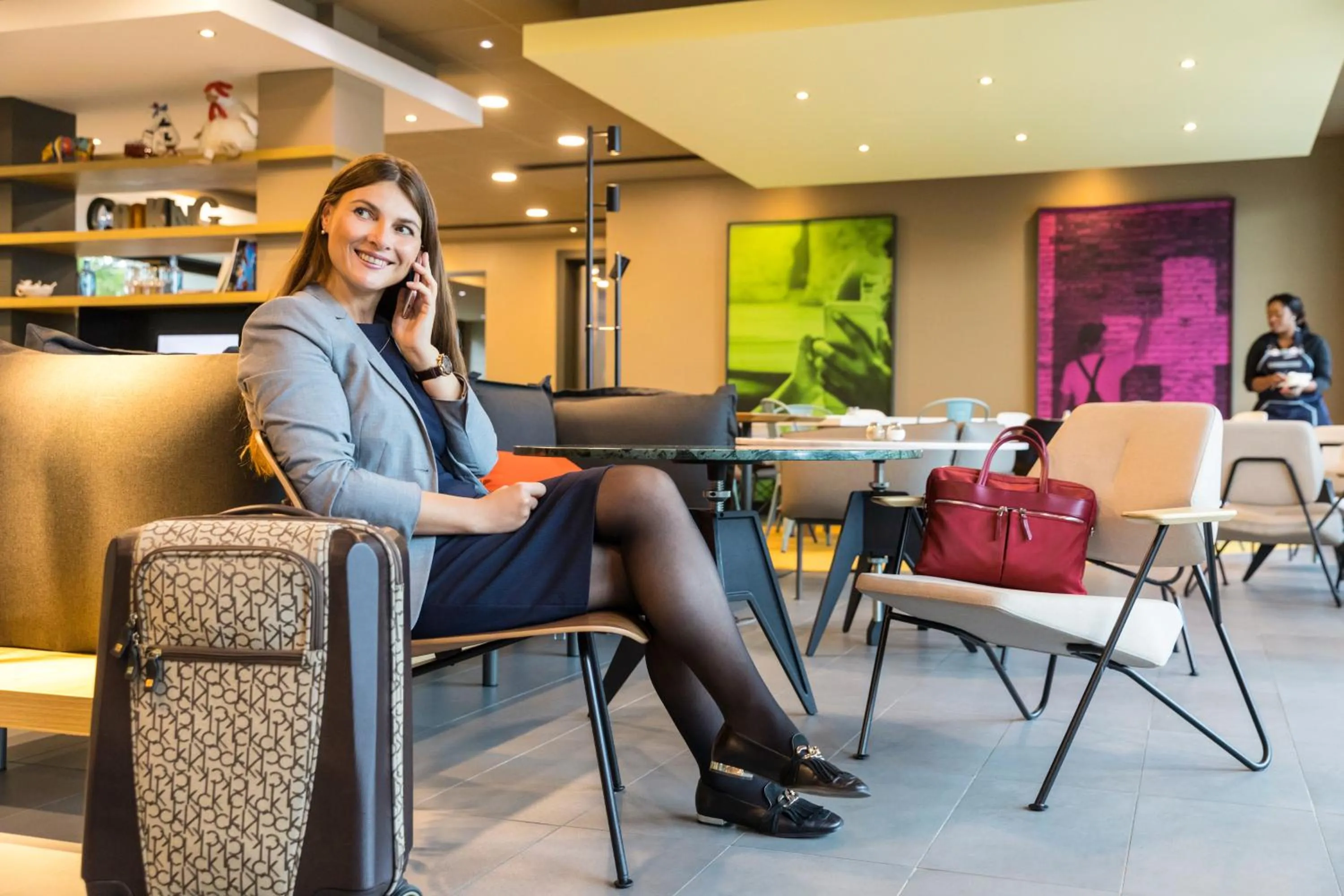 Lobby or reception in ibis Zürich Messe Airport