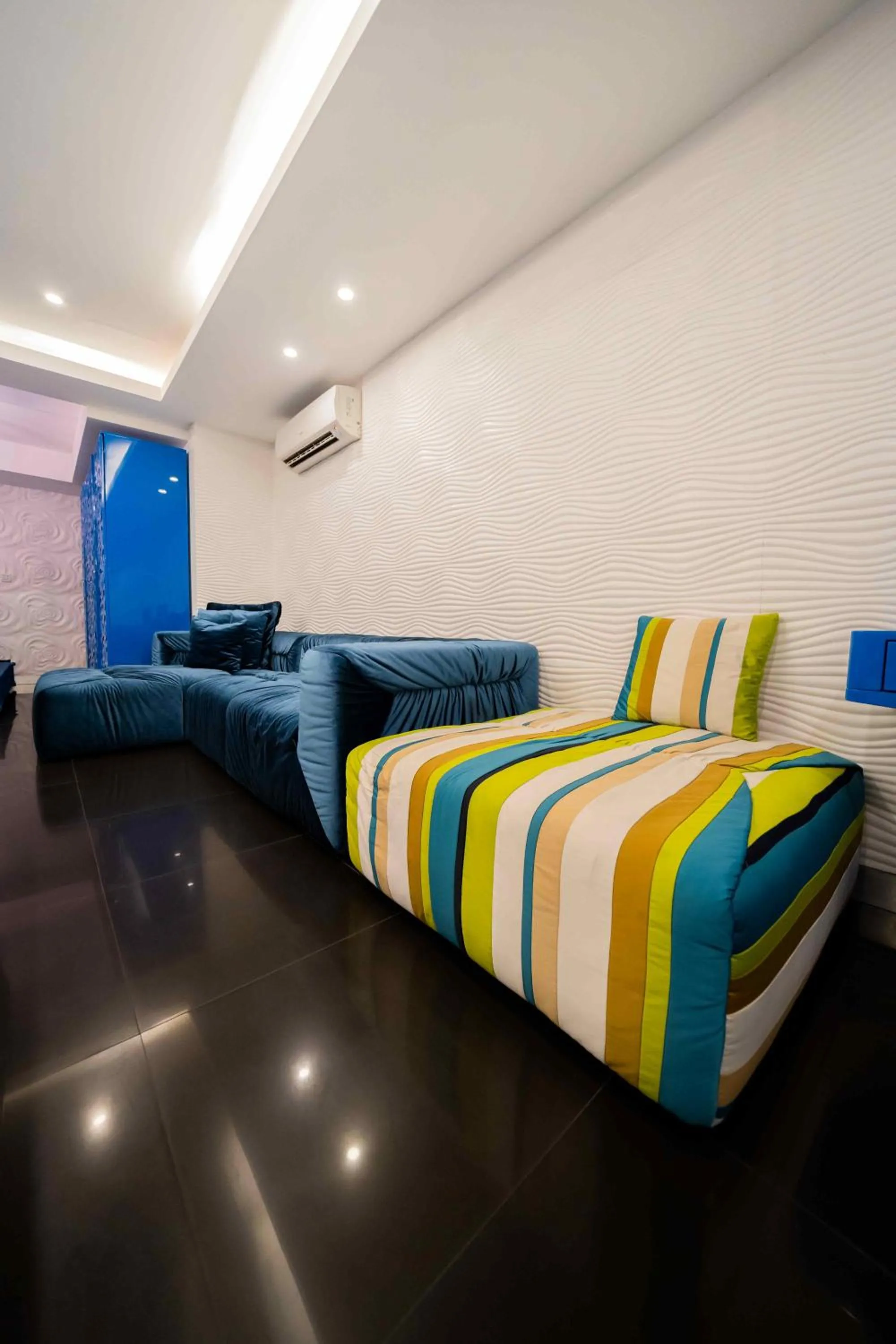 Bed in Luks Lofts Hotel & Residences