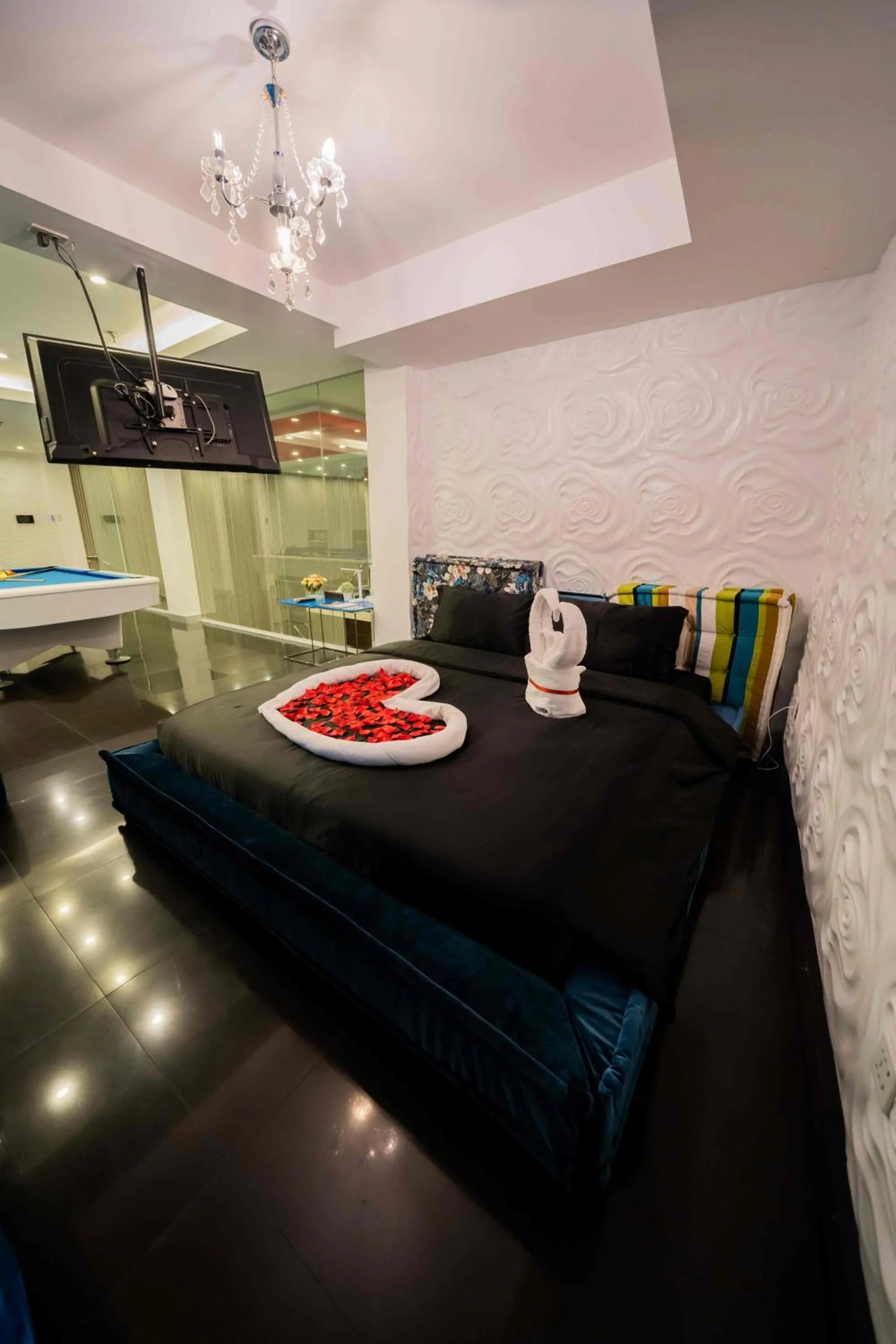 Luks Lofts Hotel & Residences