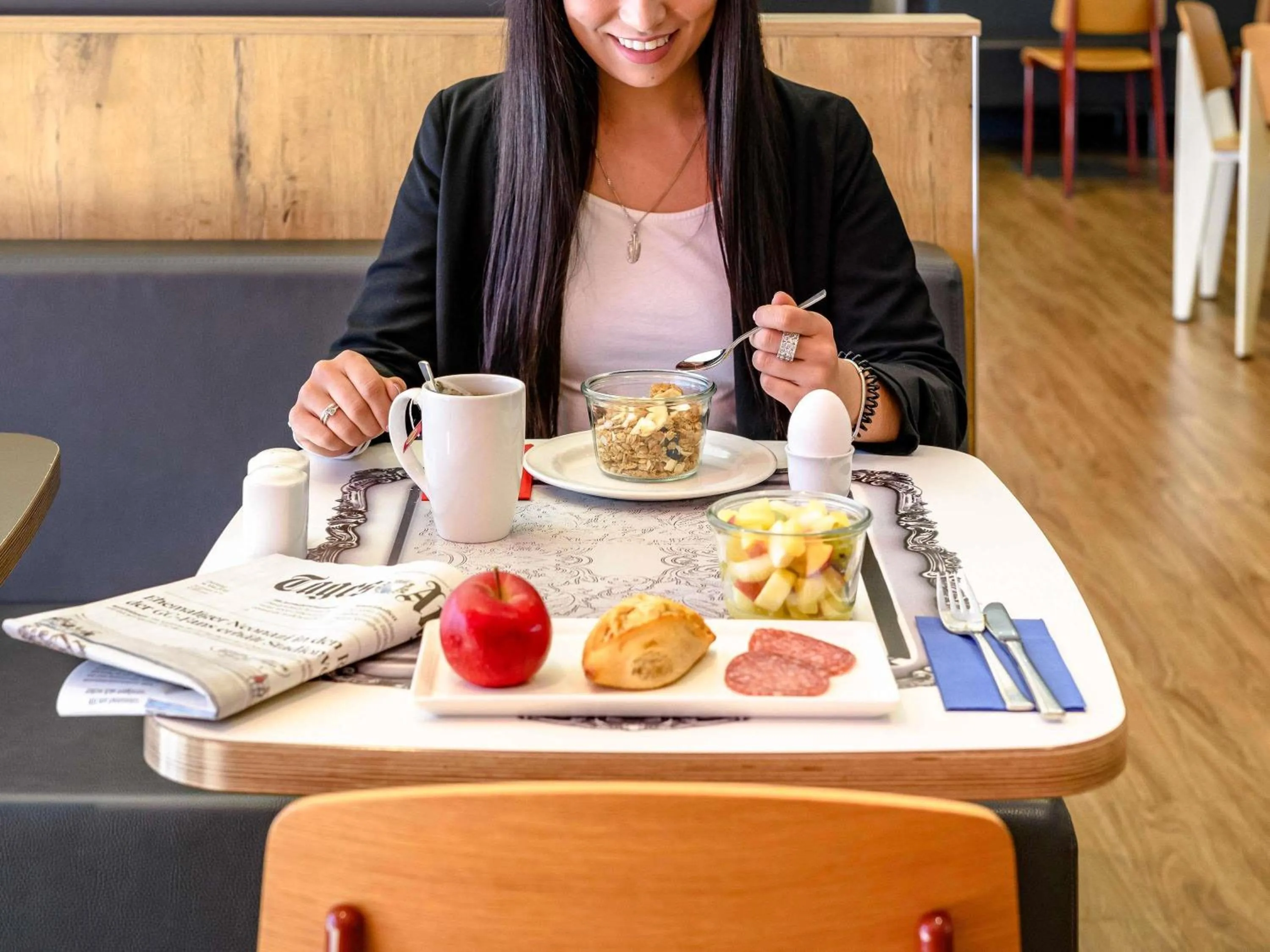 Breakfast in ibis Zürich City West