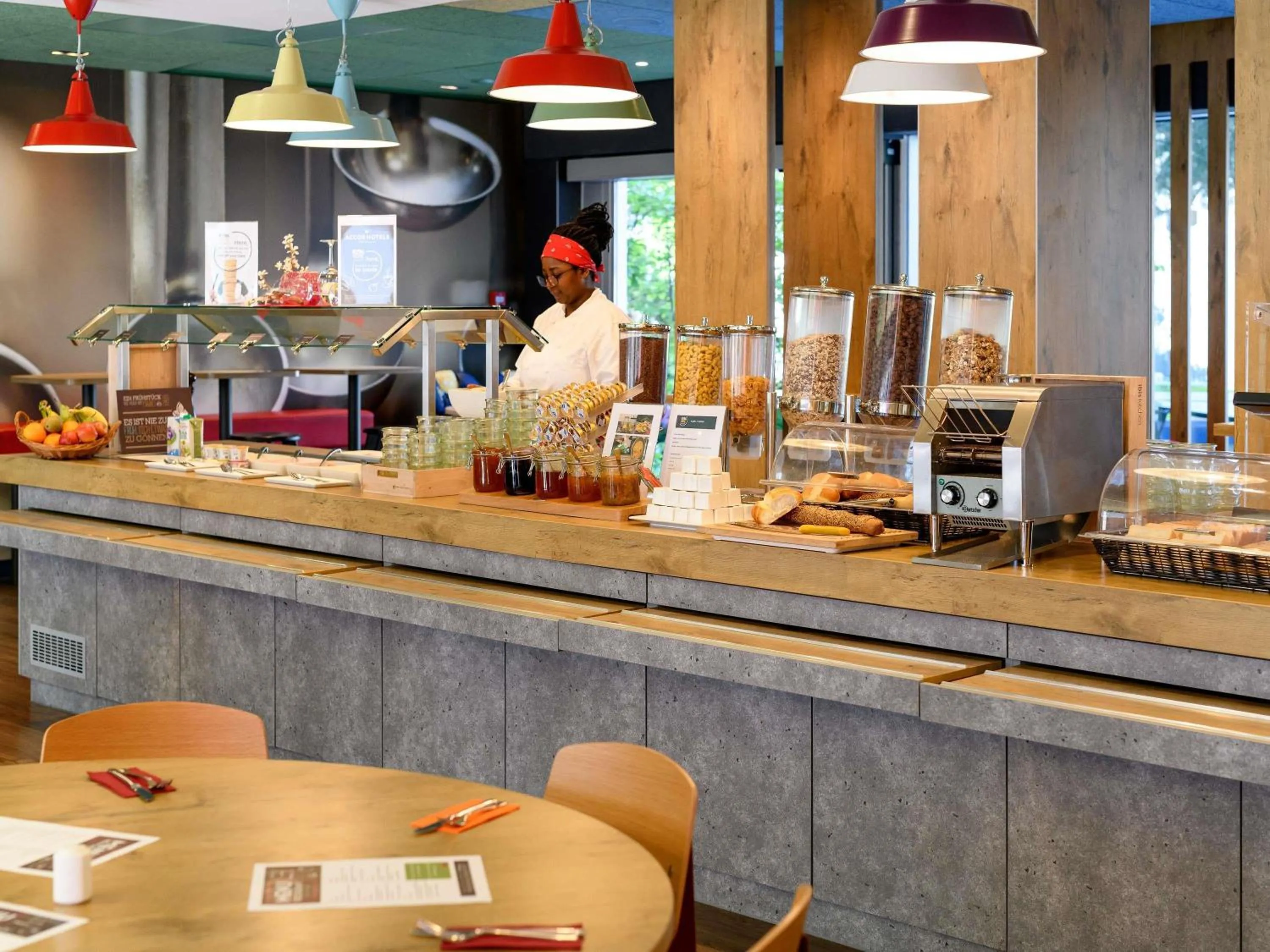 Property building in ibis Zürich City West