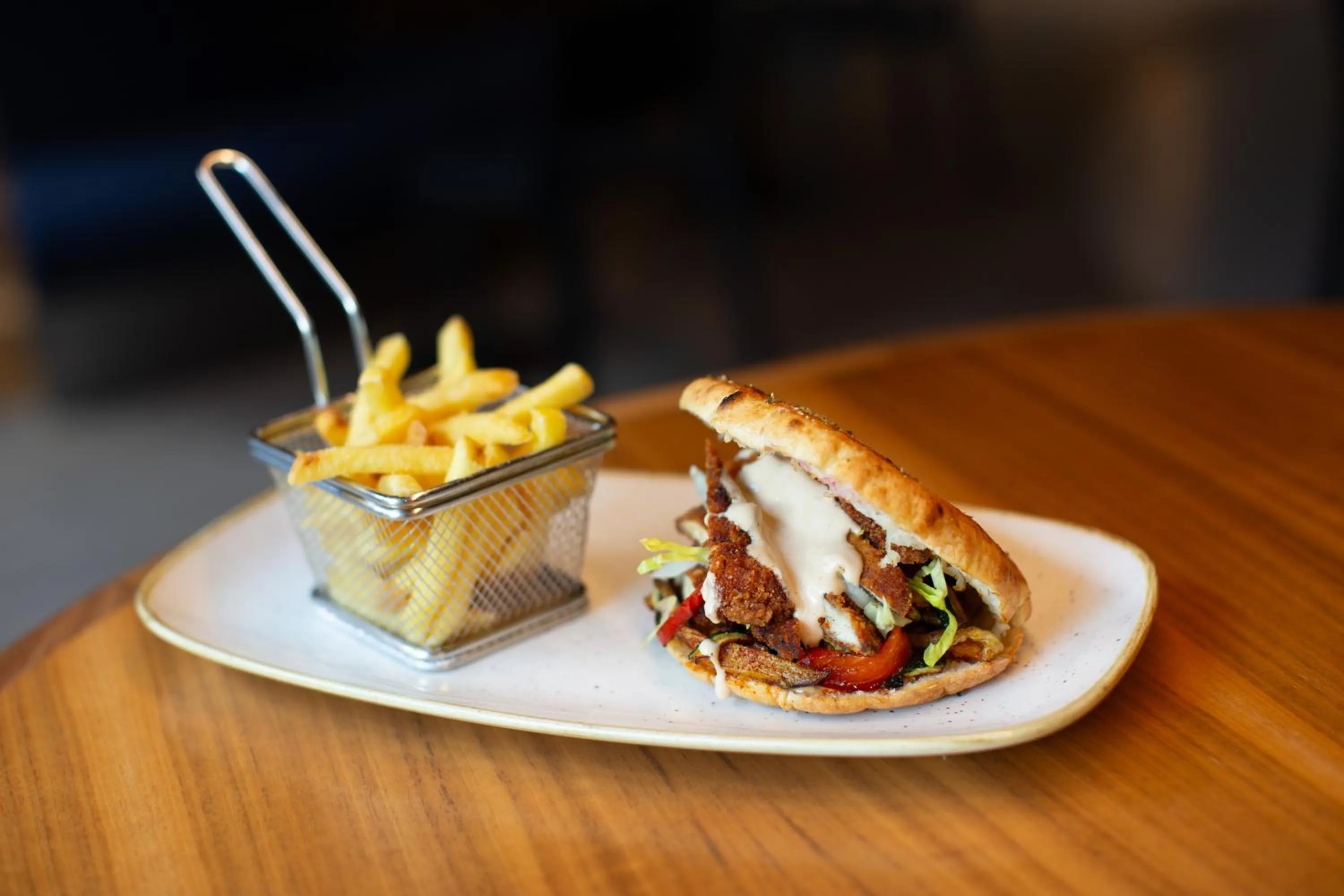 Restaurant/places to eat in ibis Zürich City West