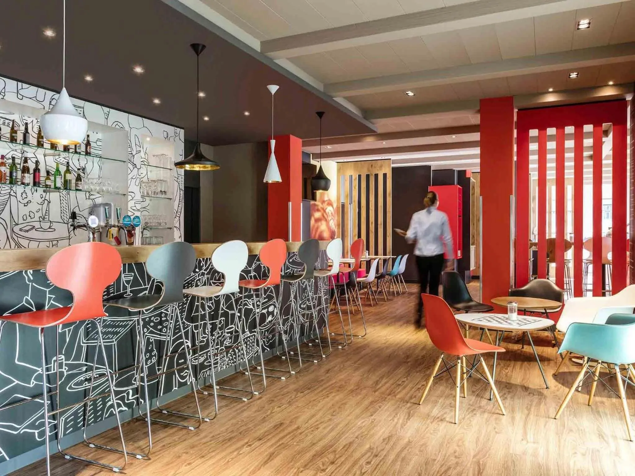 Lounge or bar in ibis Winterthur City