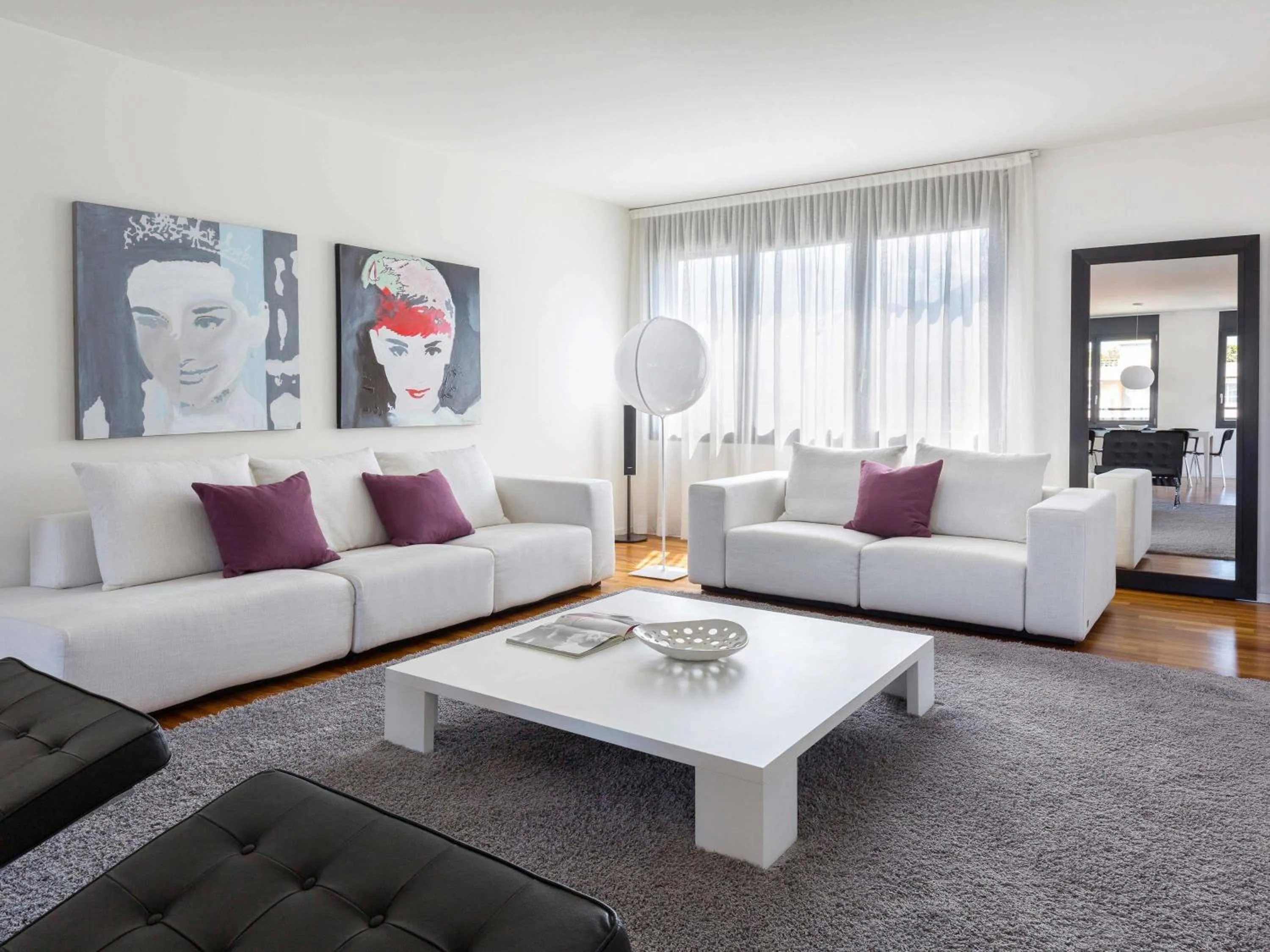 Bedroom in ibis Locarno