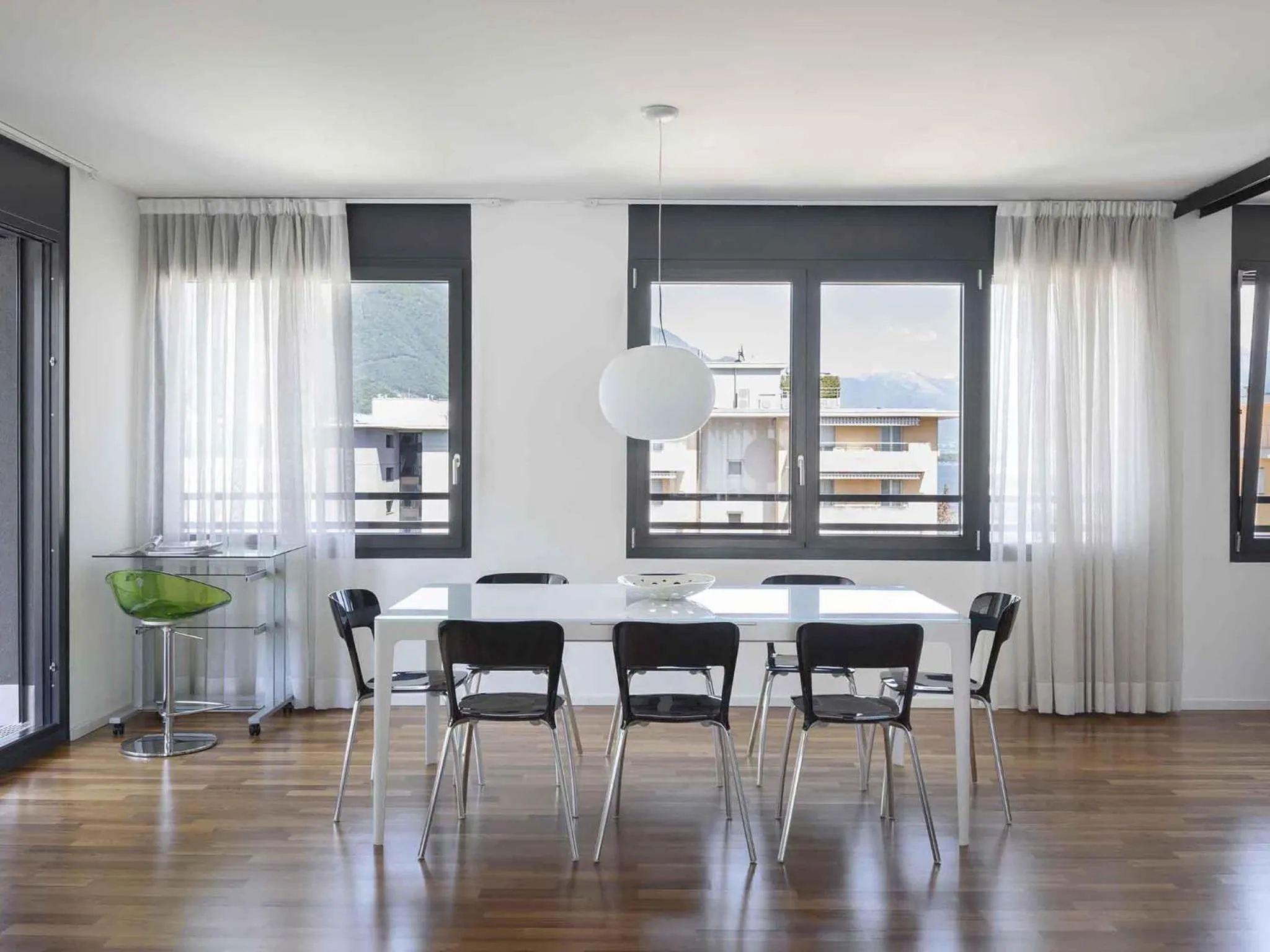 Bedroom in ibis Locarno