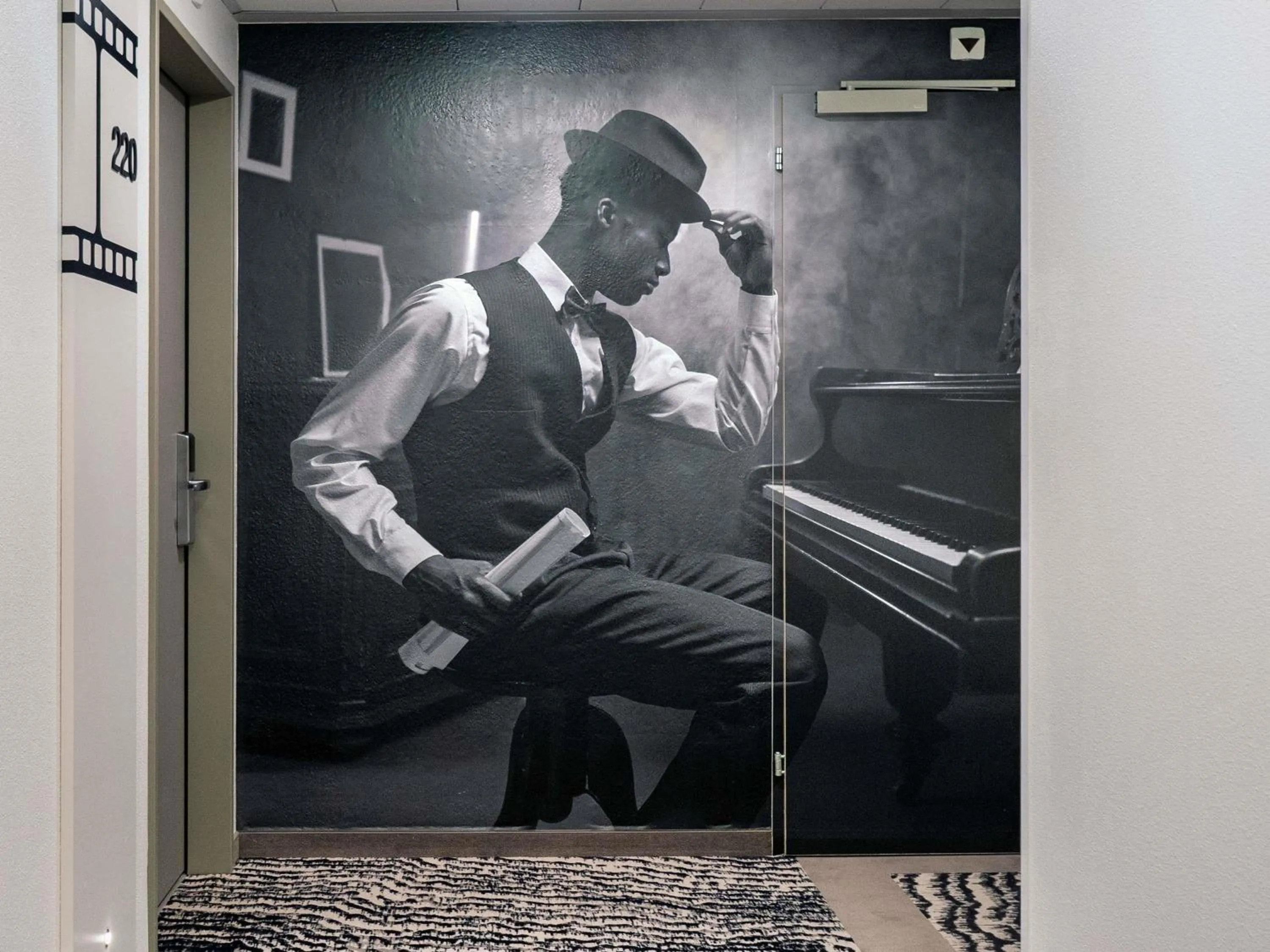 Property building in ibis Locarno