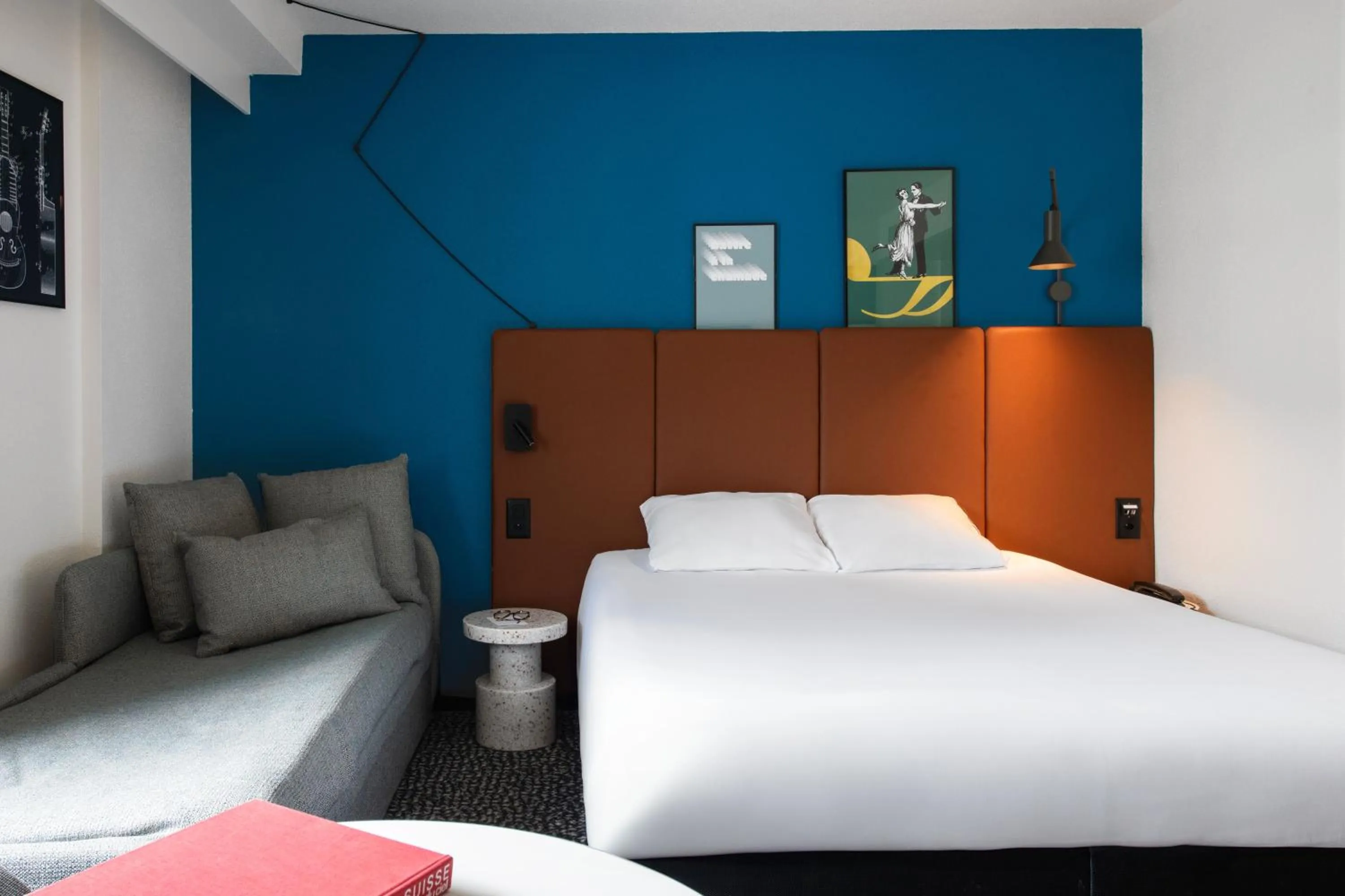 Bedroom, Bed in ibis Lausanne Centre