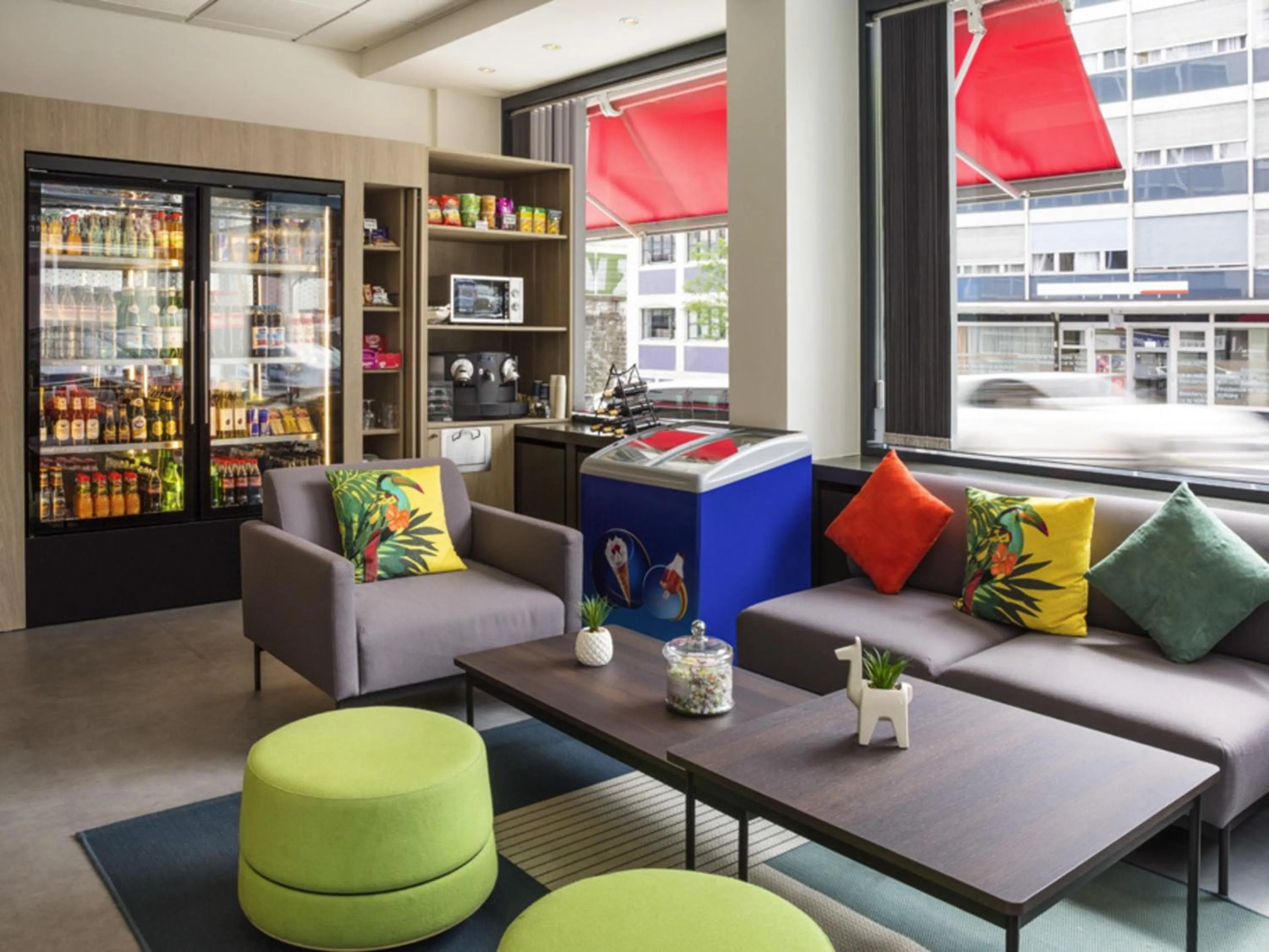 Lounge or bar in ibis Genève Centre Gare