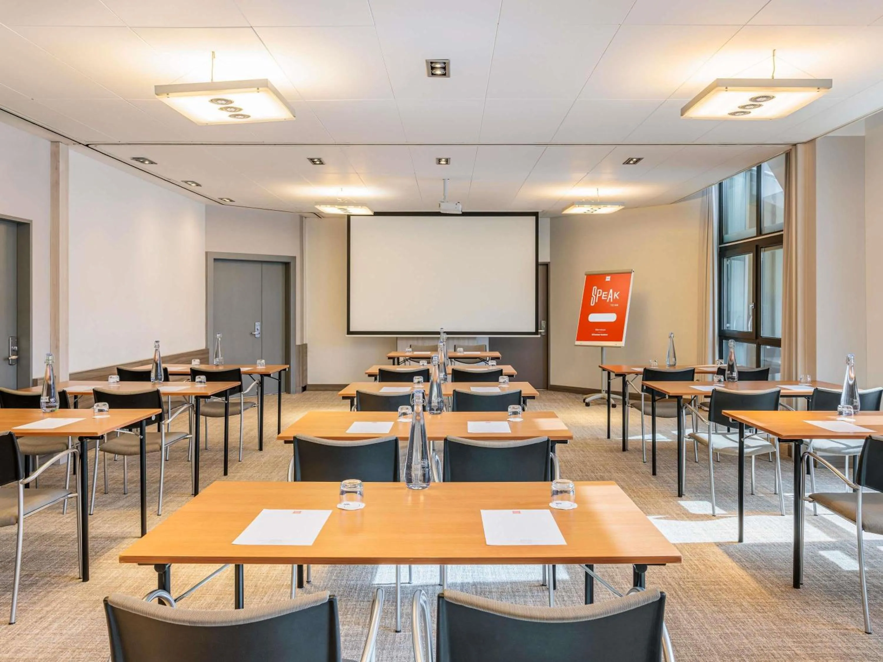 Meeting/conference room in ibis Lausanne Crissier